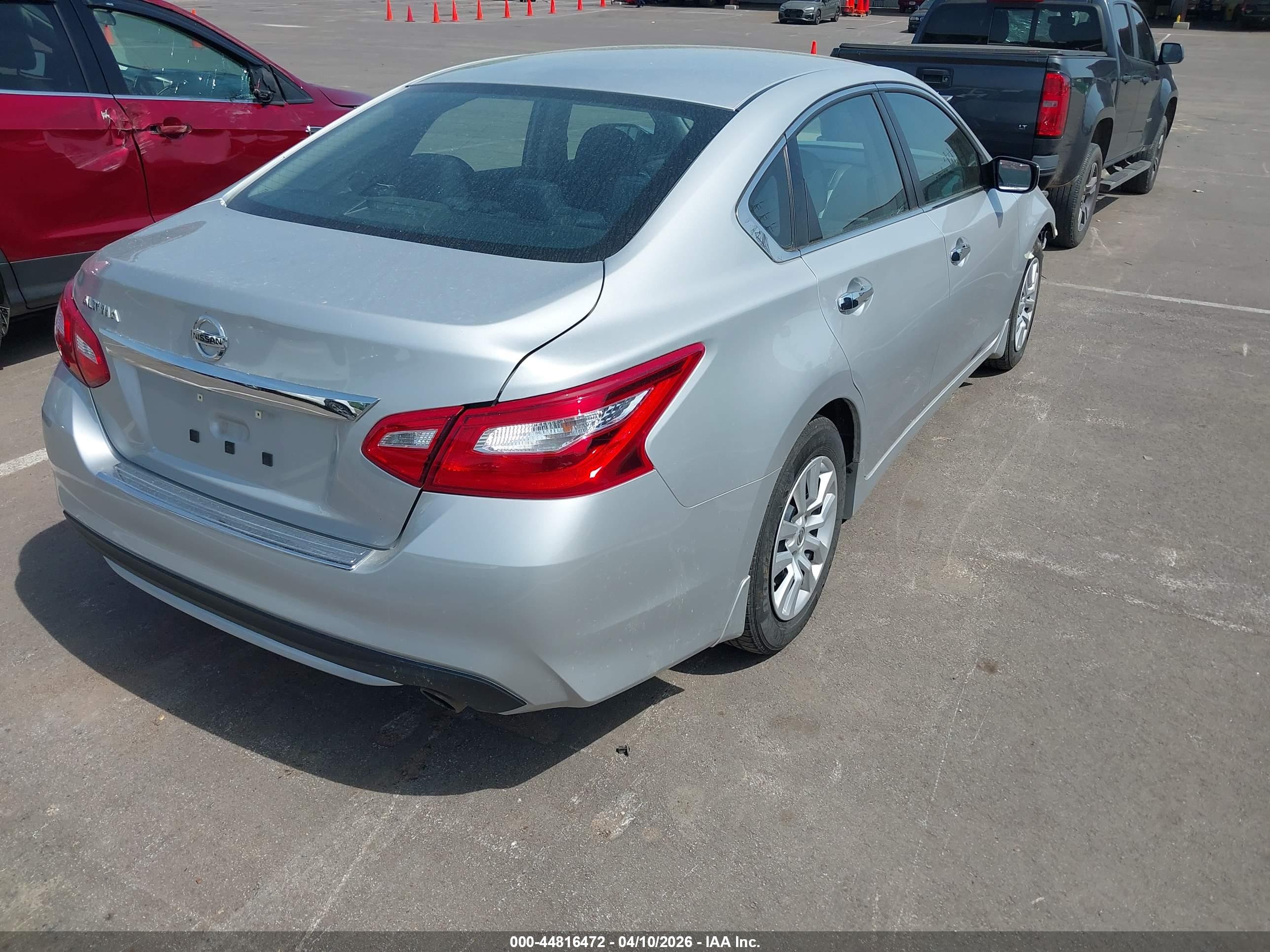 NISSAN ALTIMA image 4