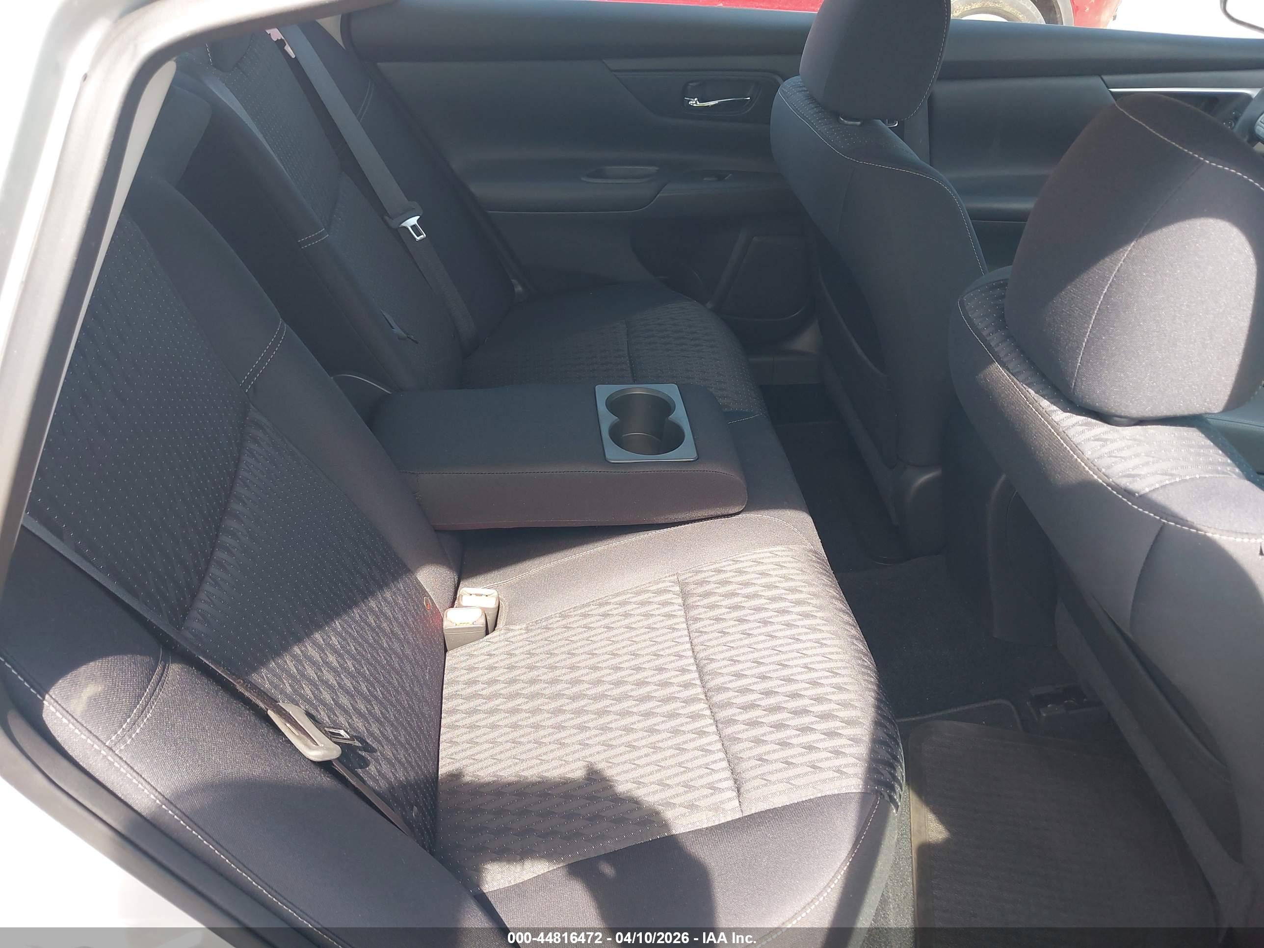NISSAN ALTIMA image 8