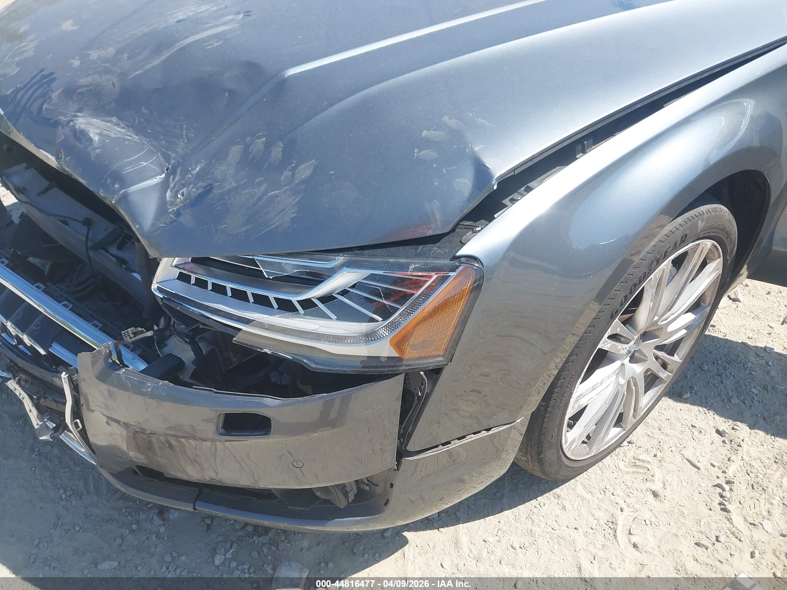 AUDI A8 image 6