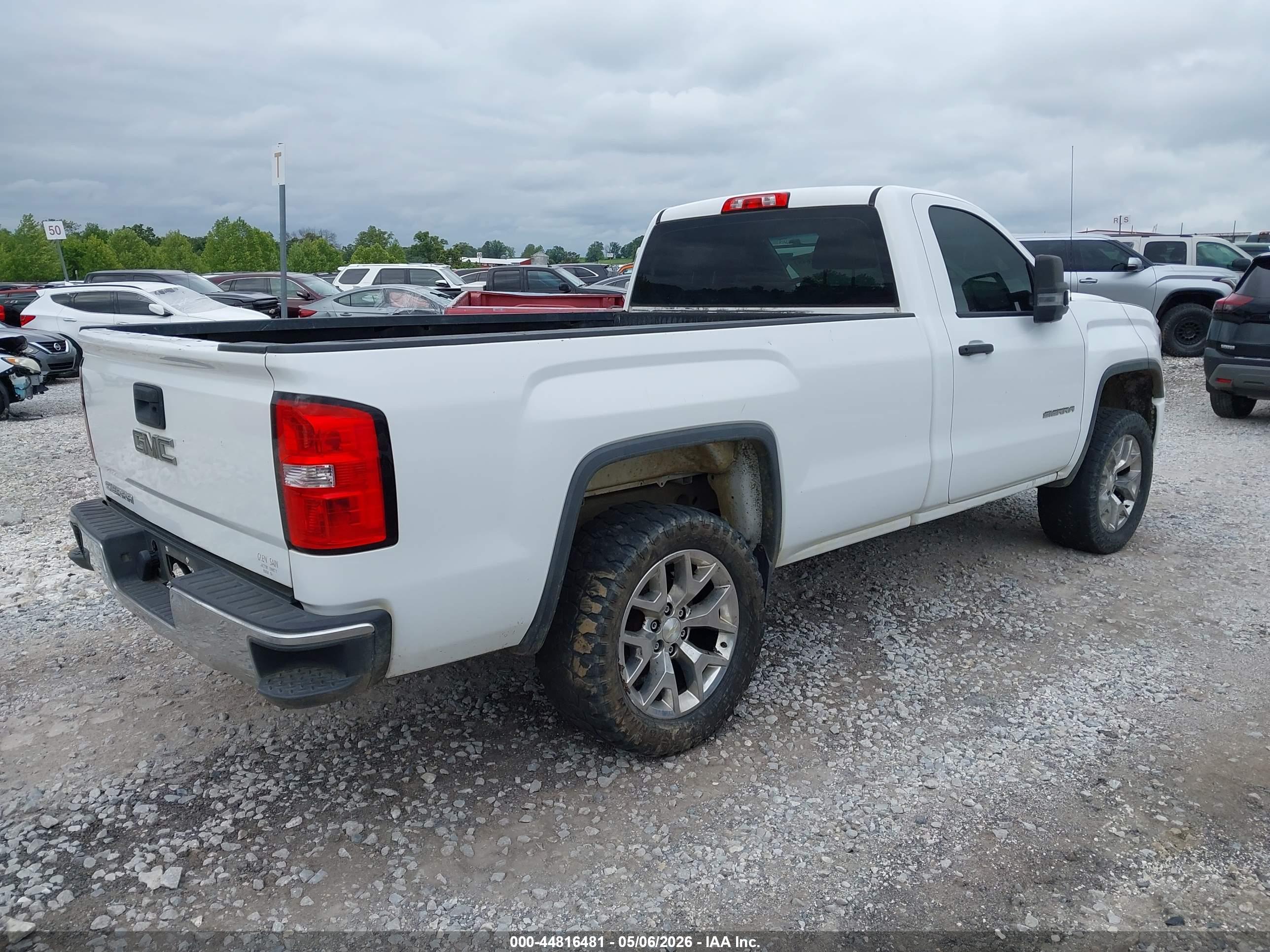 GMC SIERRA image 4