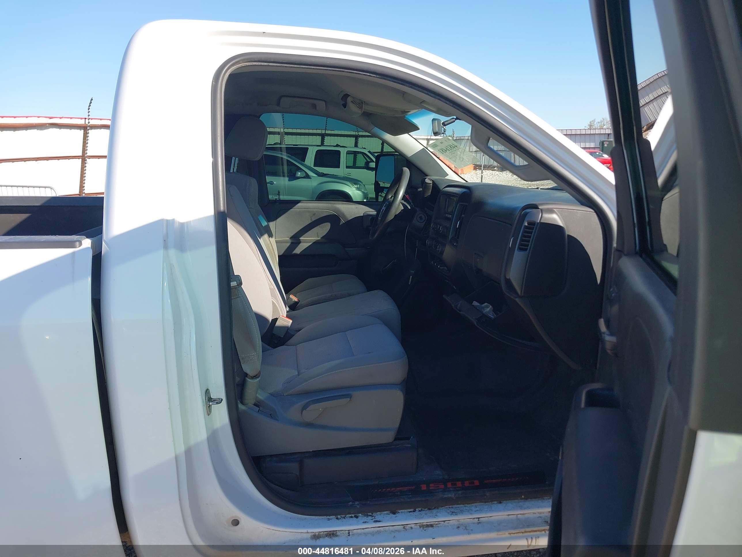 GMC SIERRA image 5