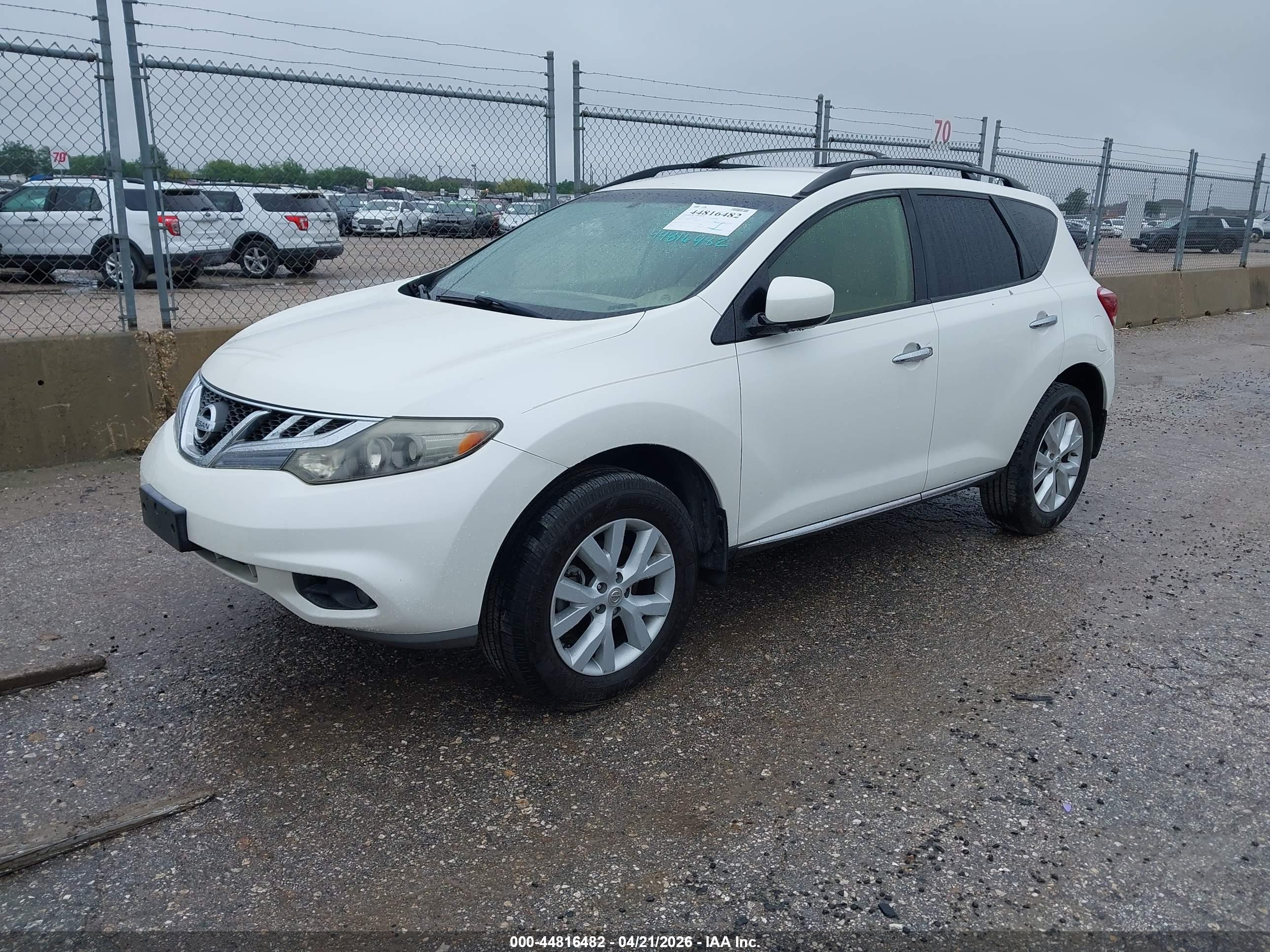 NISSAN MURANO image 2