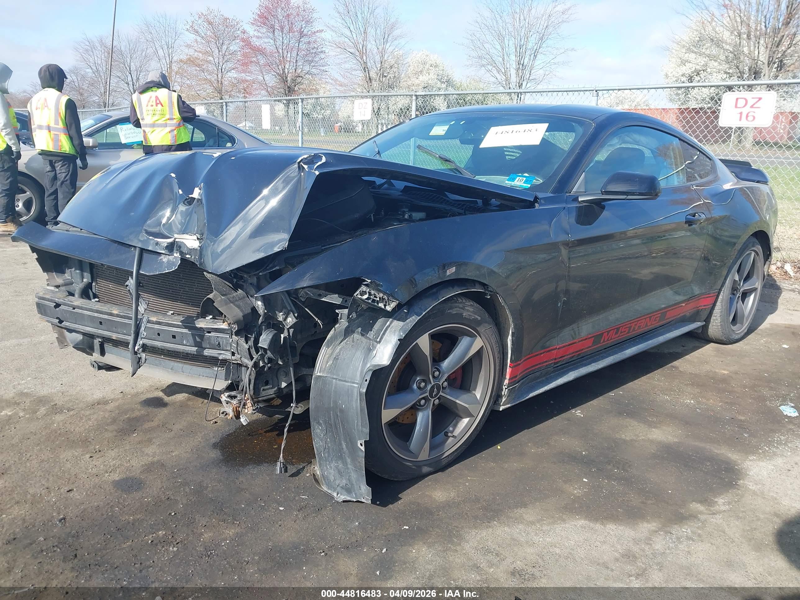 FORD MUSTANG image 2