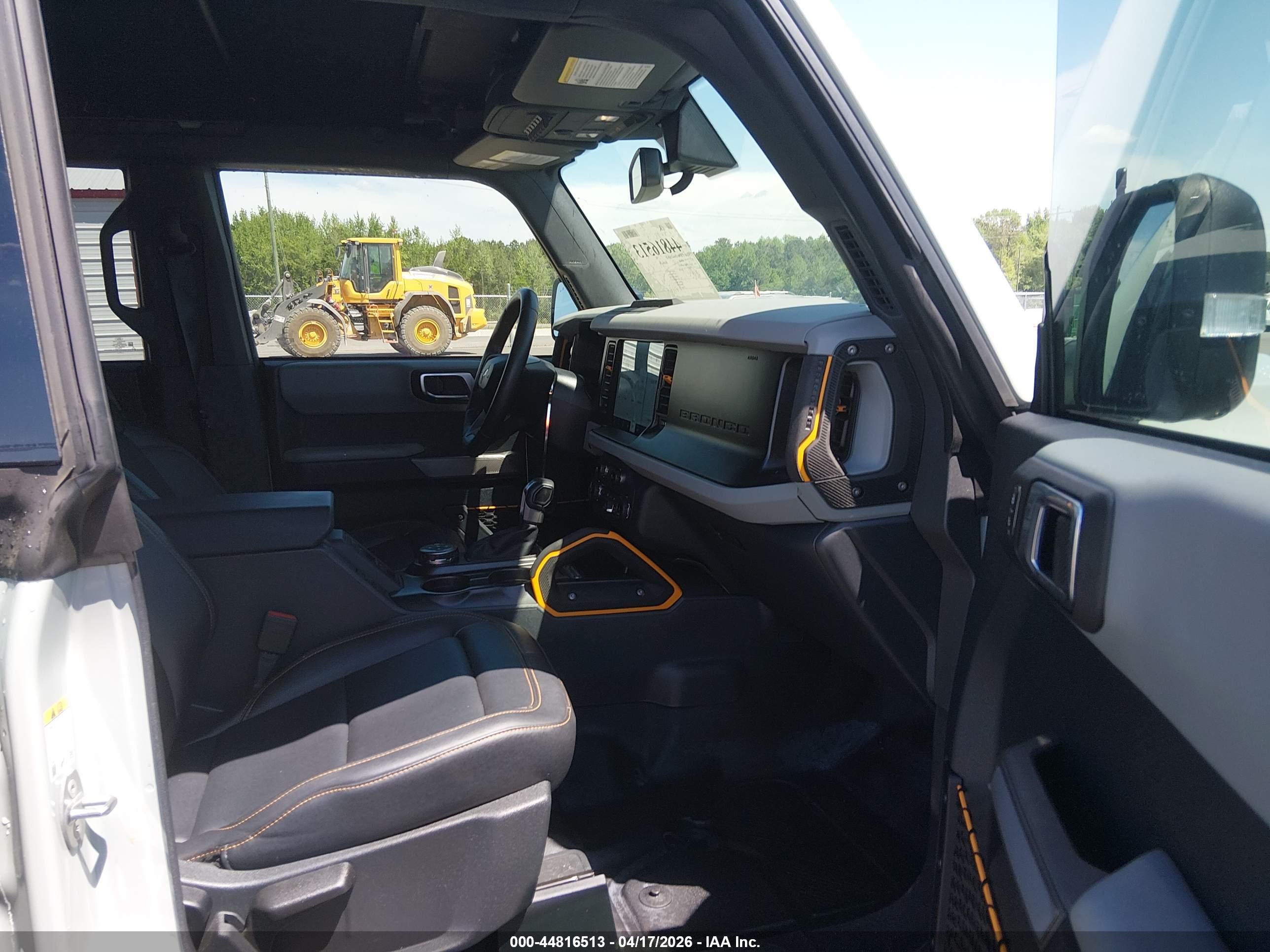 FORD BRONCO image 5