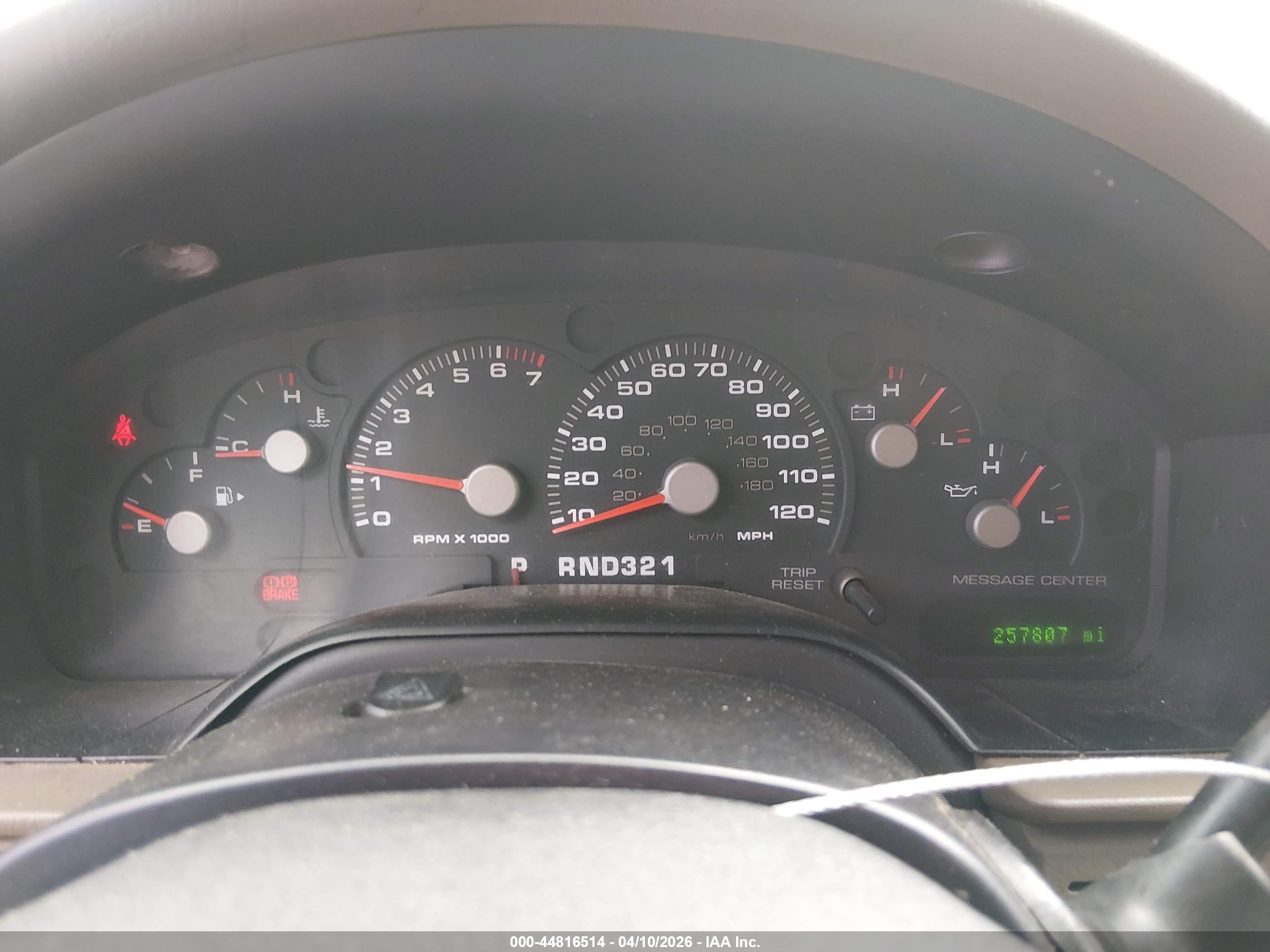 FORD EXPLORER image 7