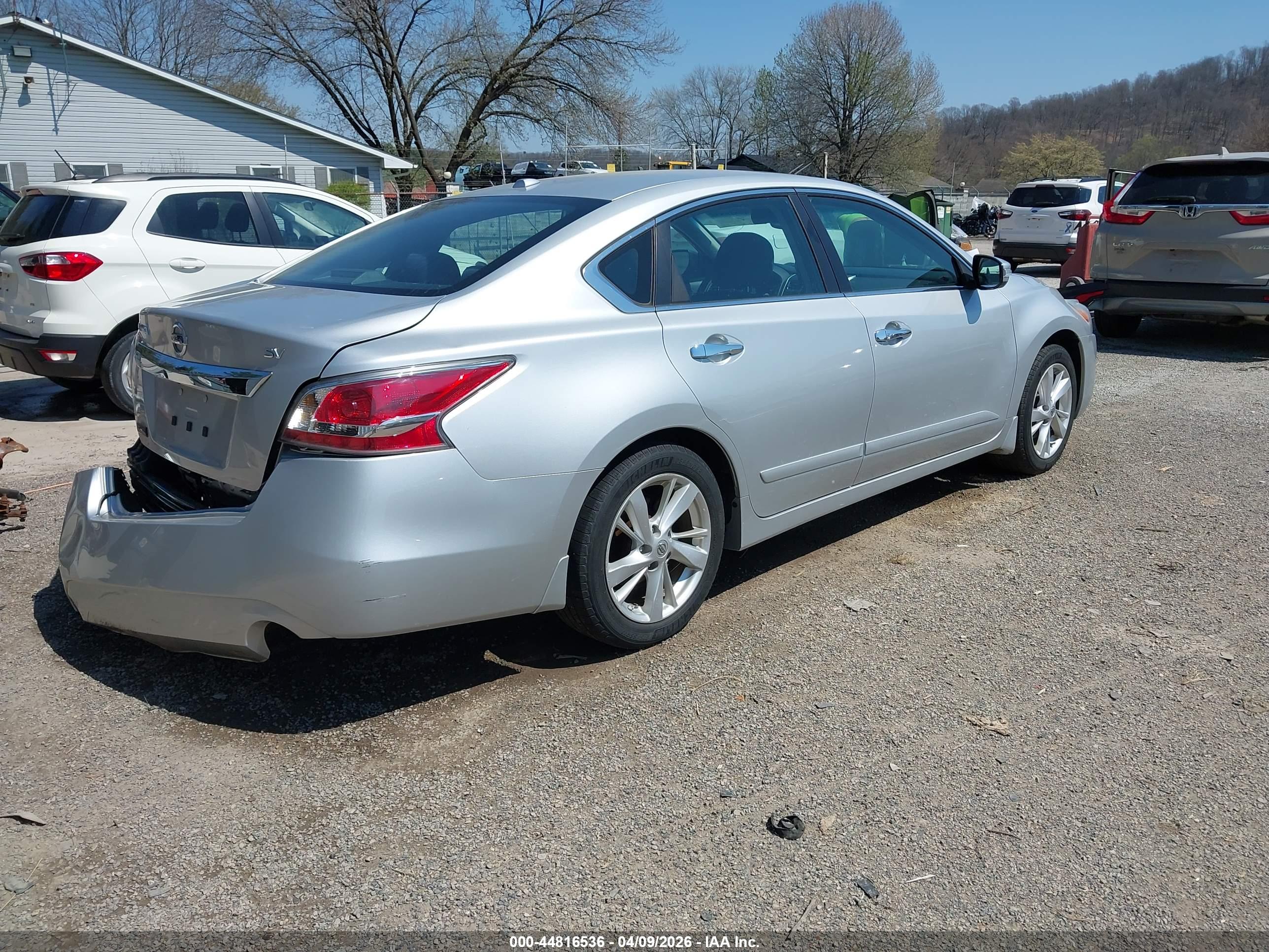 NISSAN ALTIMA image 4