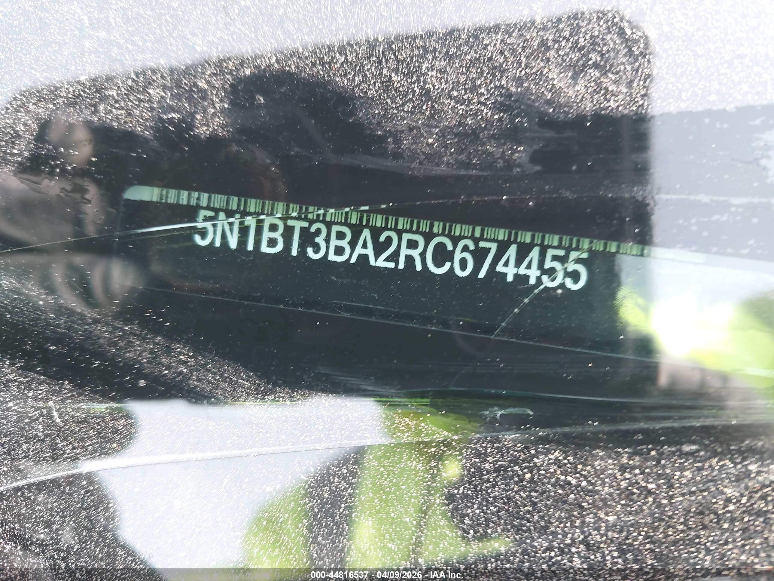 NISSAN ROGUE image 9