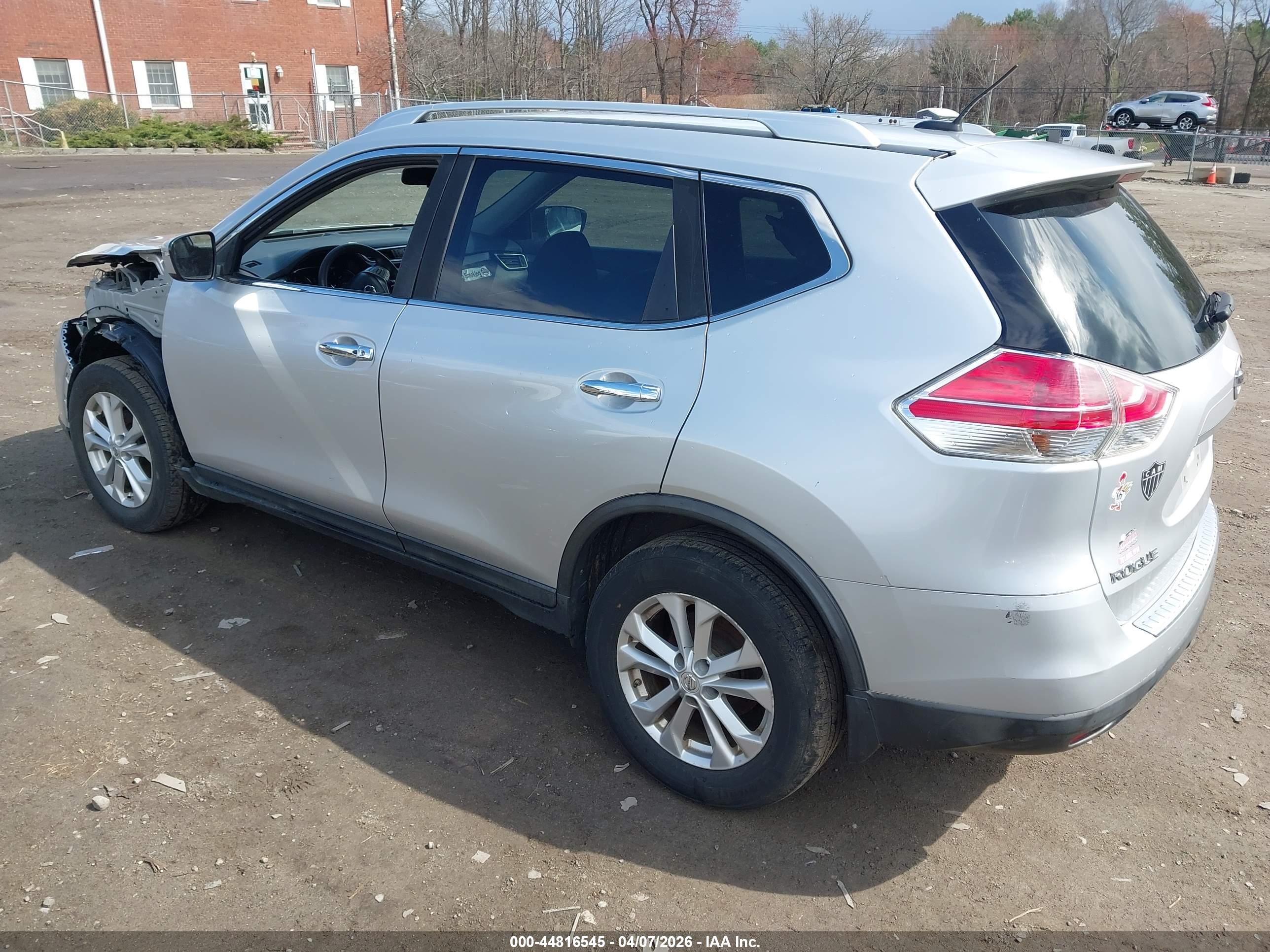 NISSAN ROGUE image 3
