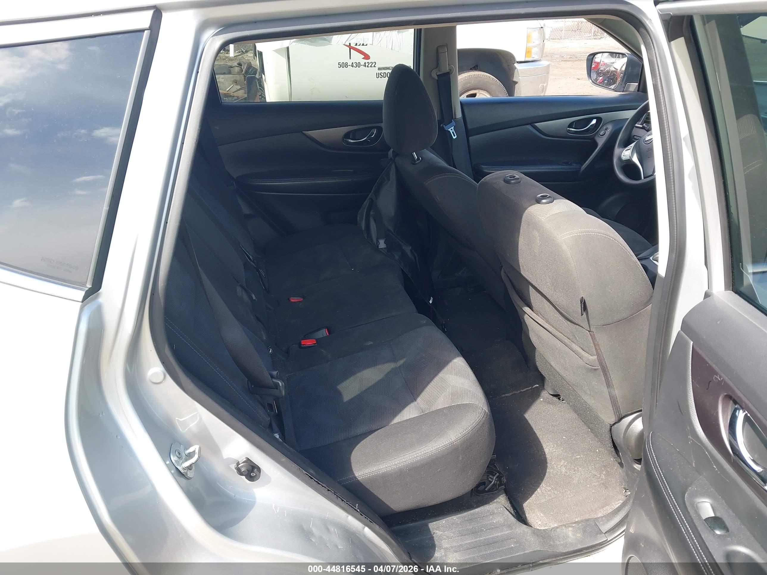 NISSAN ROGUE image 8