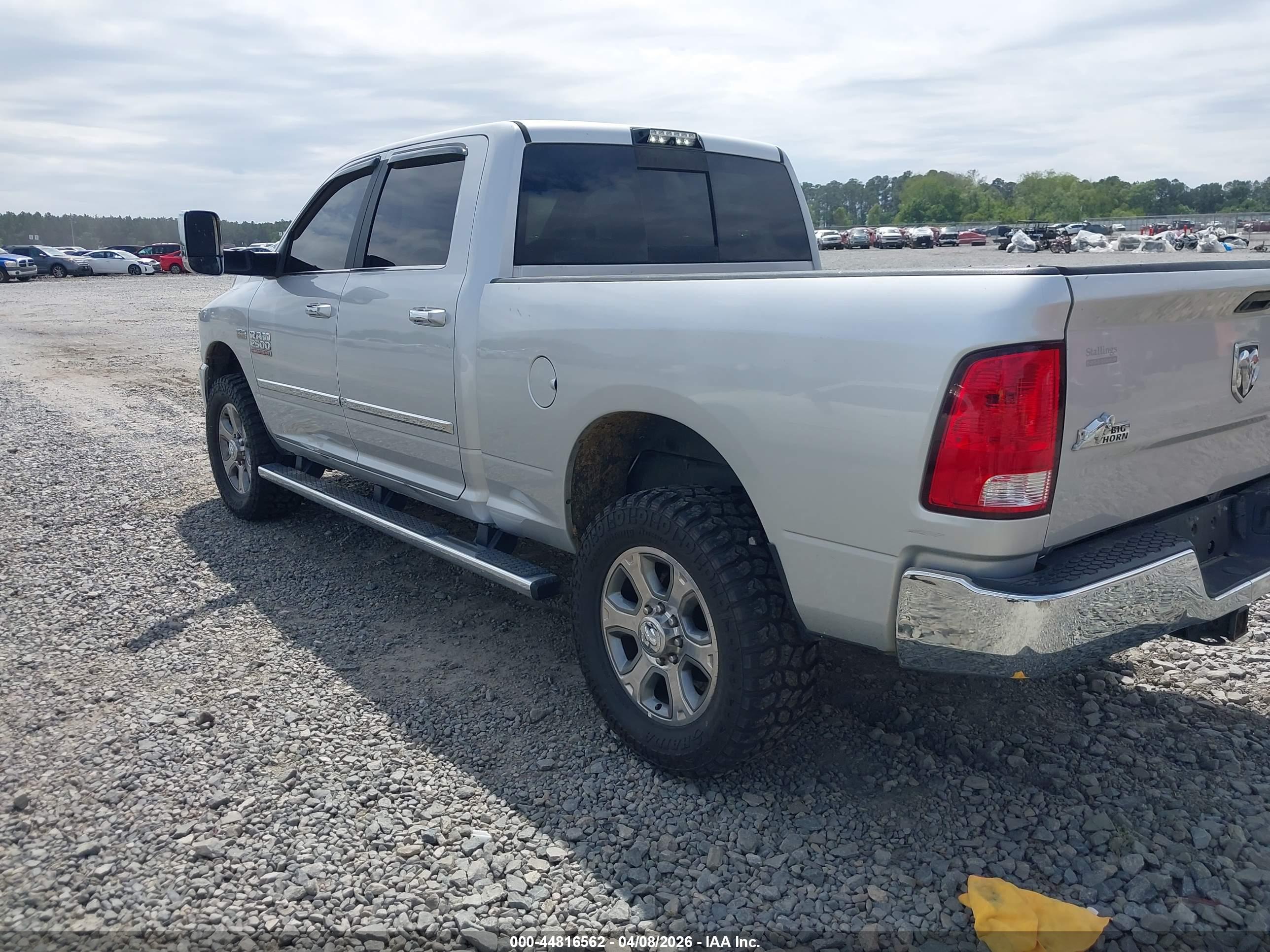 RAM 2500 image 3