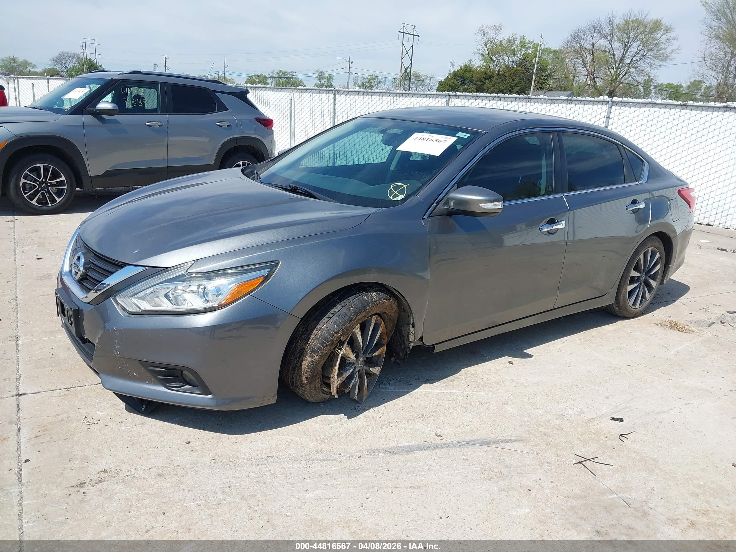 NISSAN ALTIMA image 2