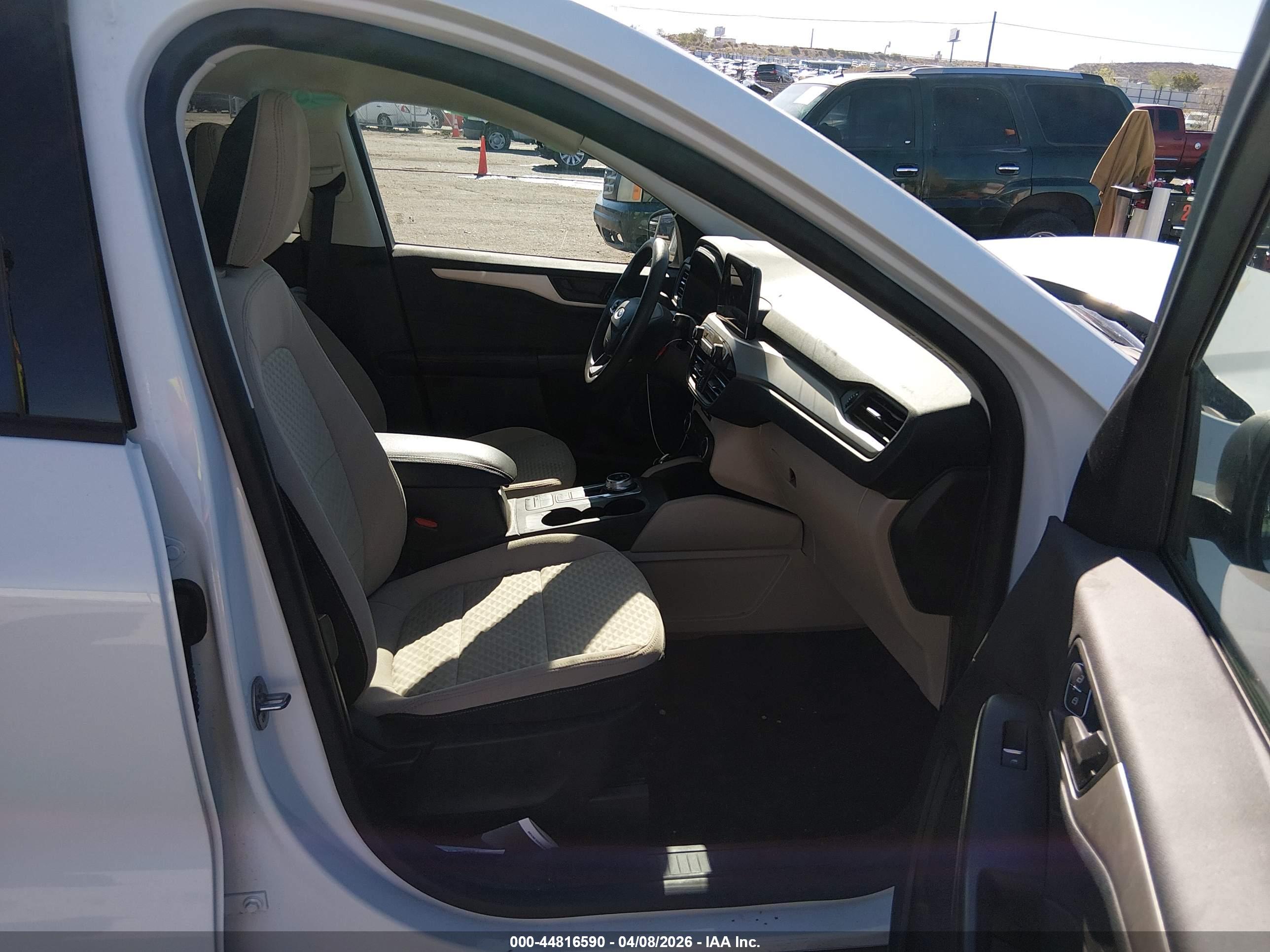FORD ESCAPE image 5