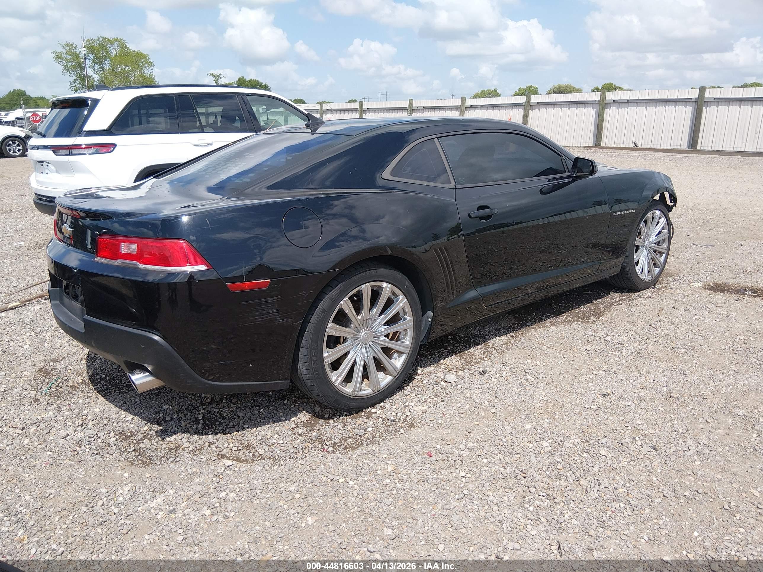 CHEVROLET CAMARO image 4