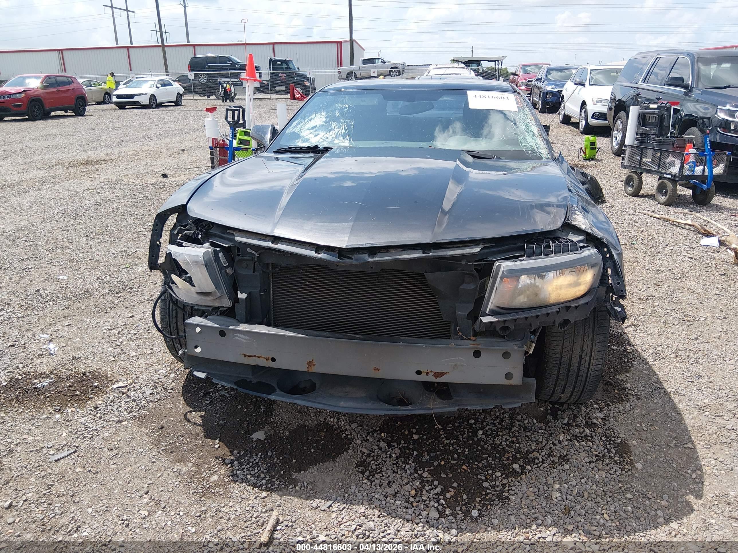 CHEVROLET CAMARO image 6
