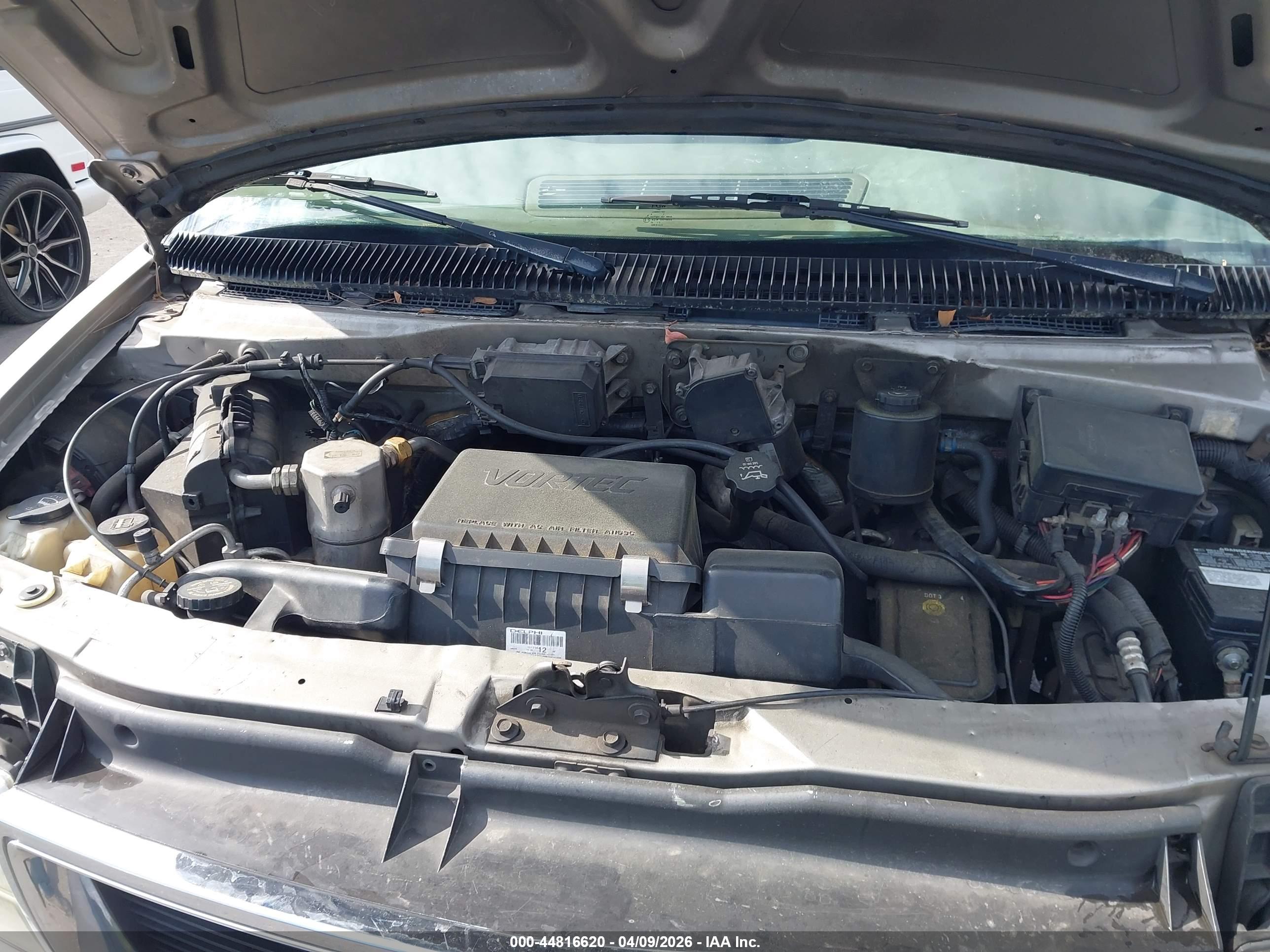 GMC SAFARI image 10