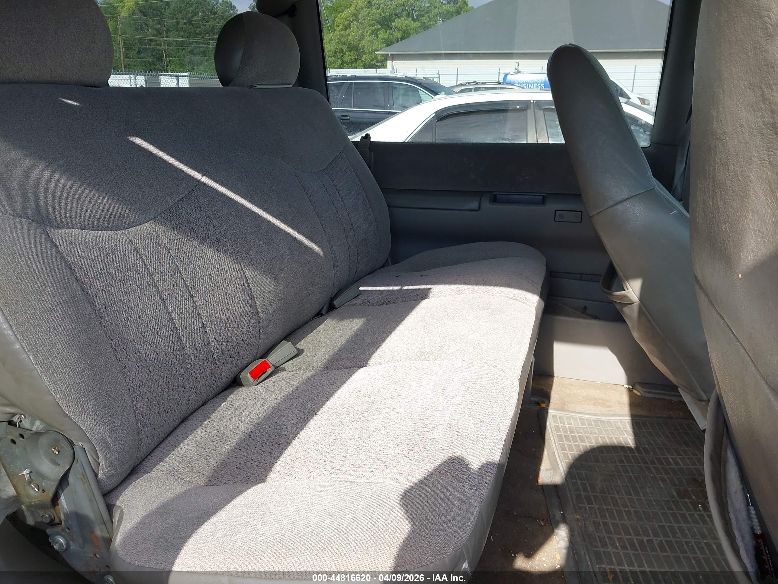 GMC SAFARI image 5
