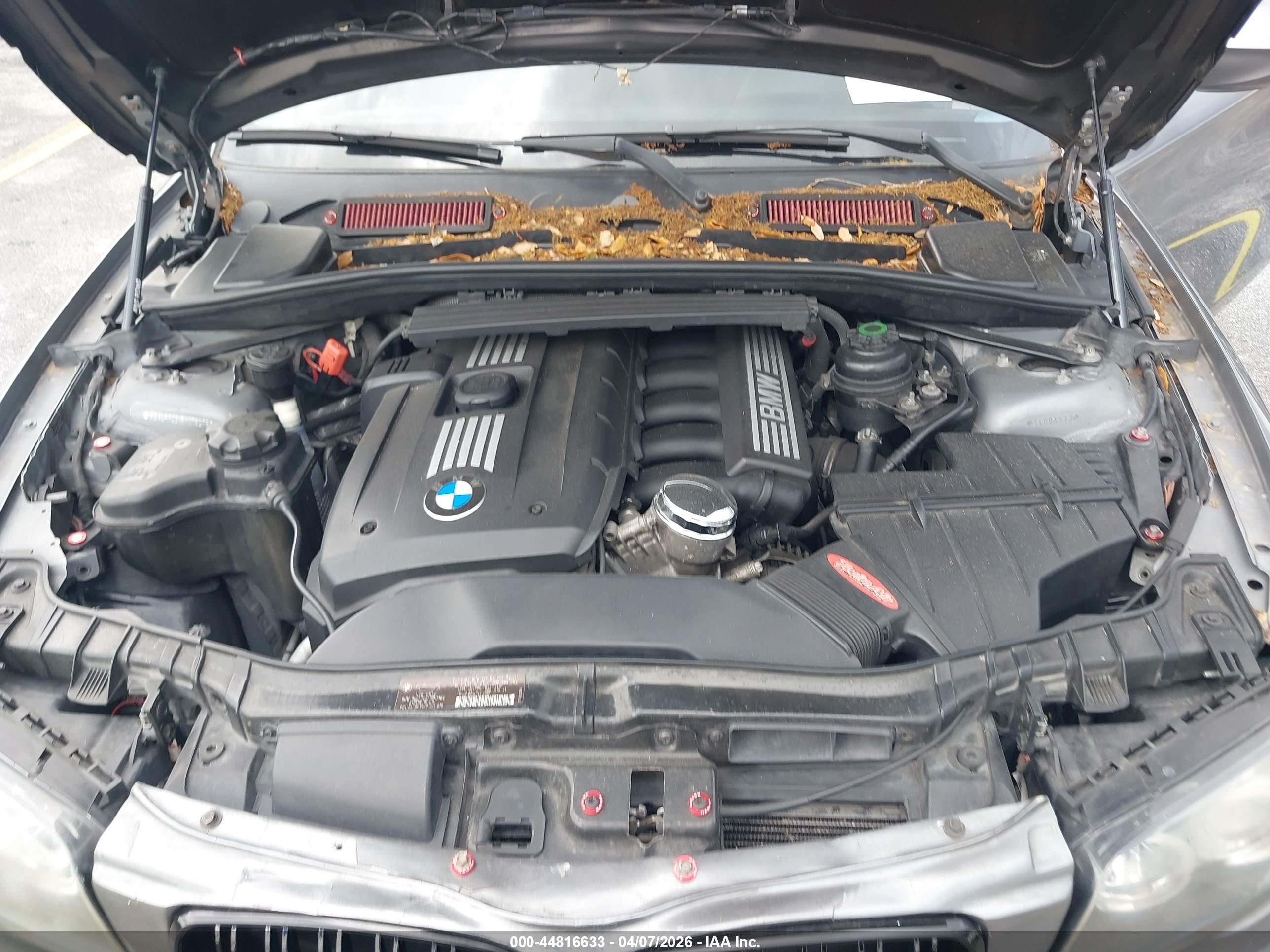BMW 128I image 10