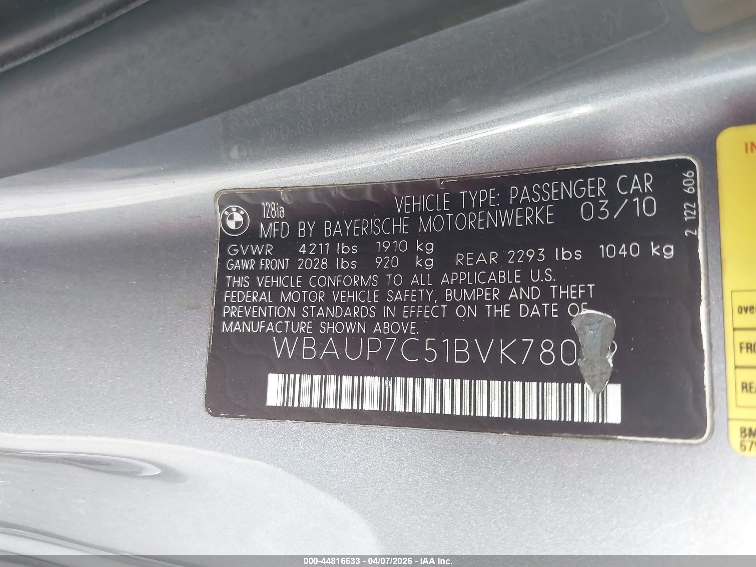 BMW 128I image 9