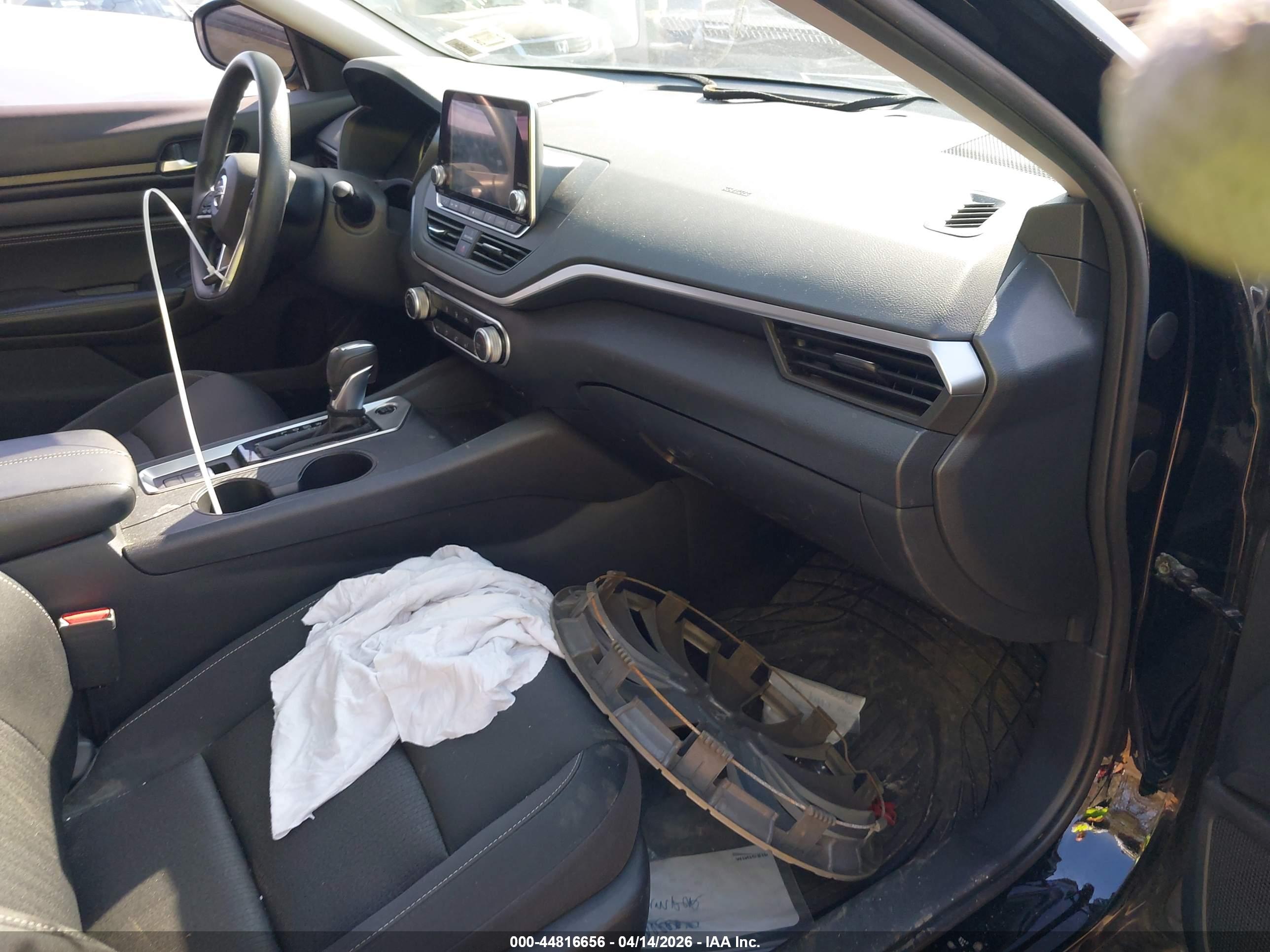 NISSAN ALTIMA image 5