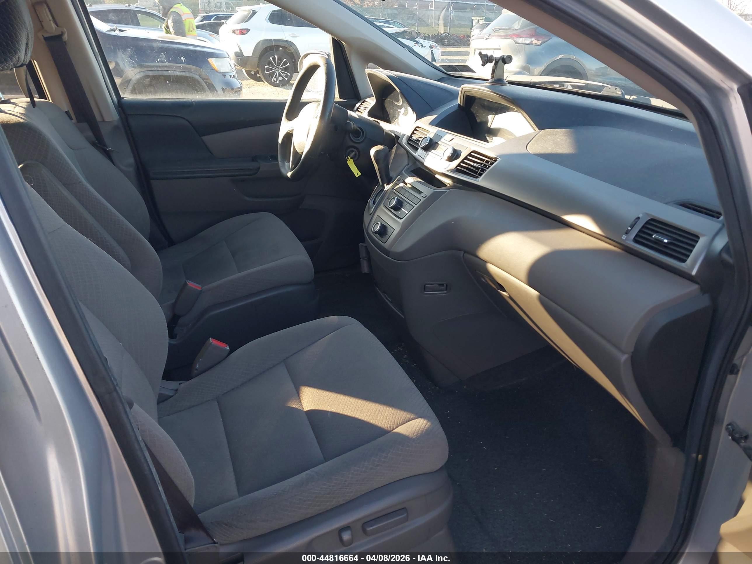 HONDA ODYSSEY image 5