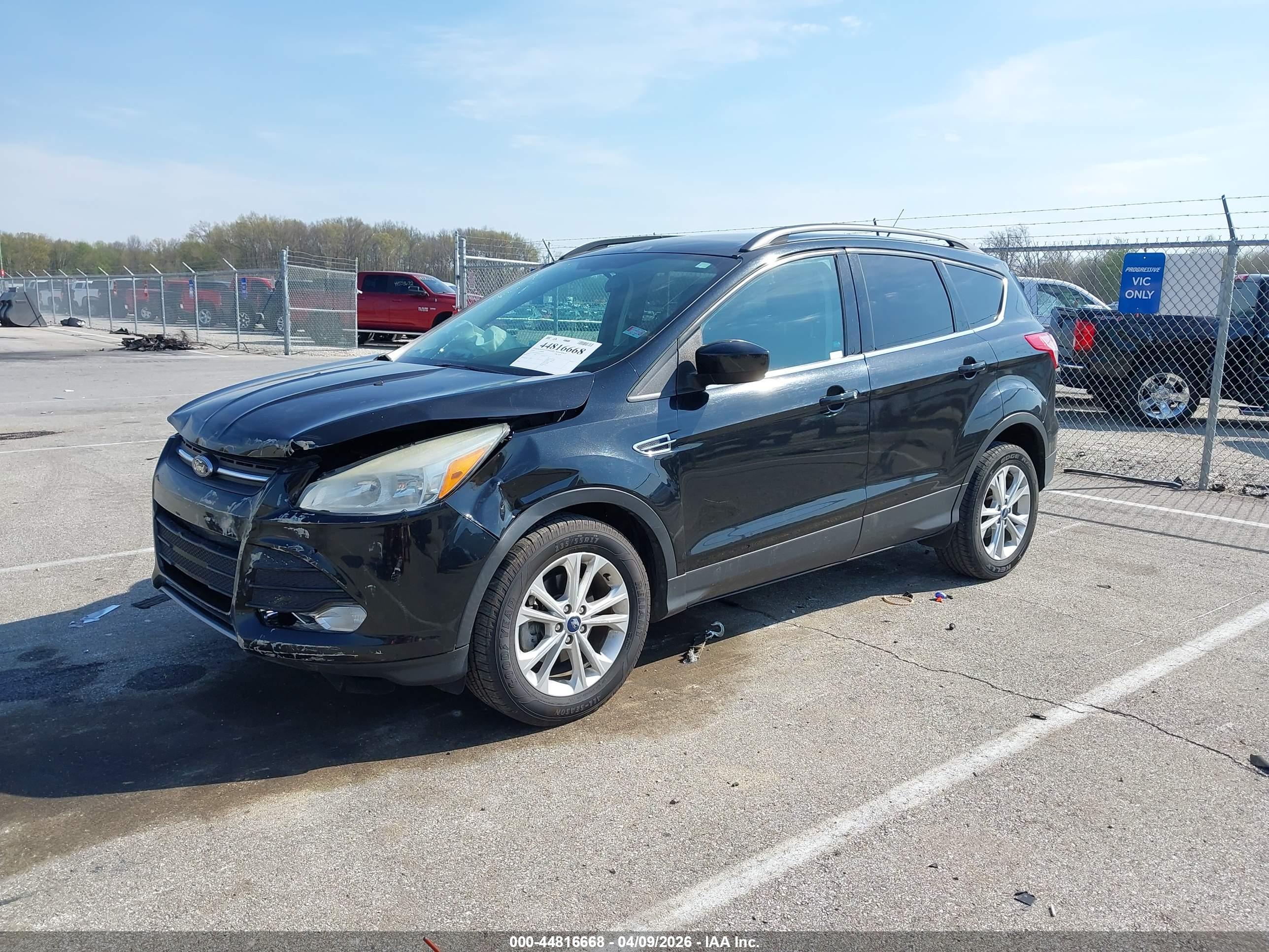 FORD ESCAPE image 2