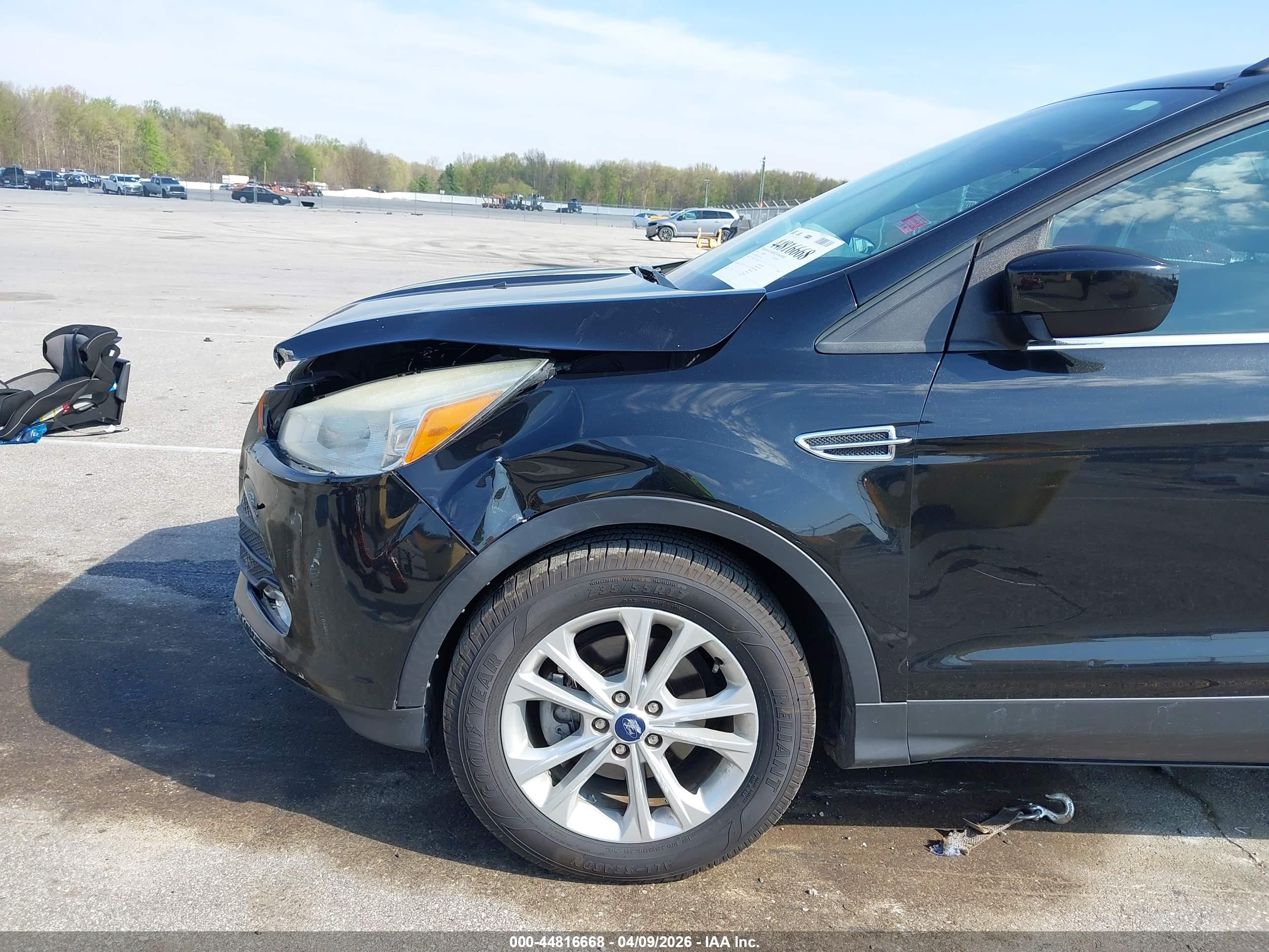 FORD ESCAPE image 6