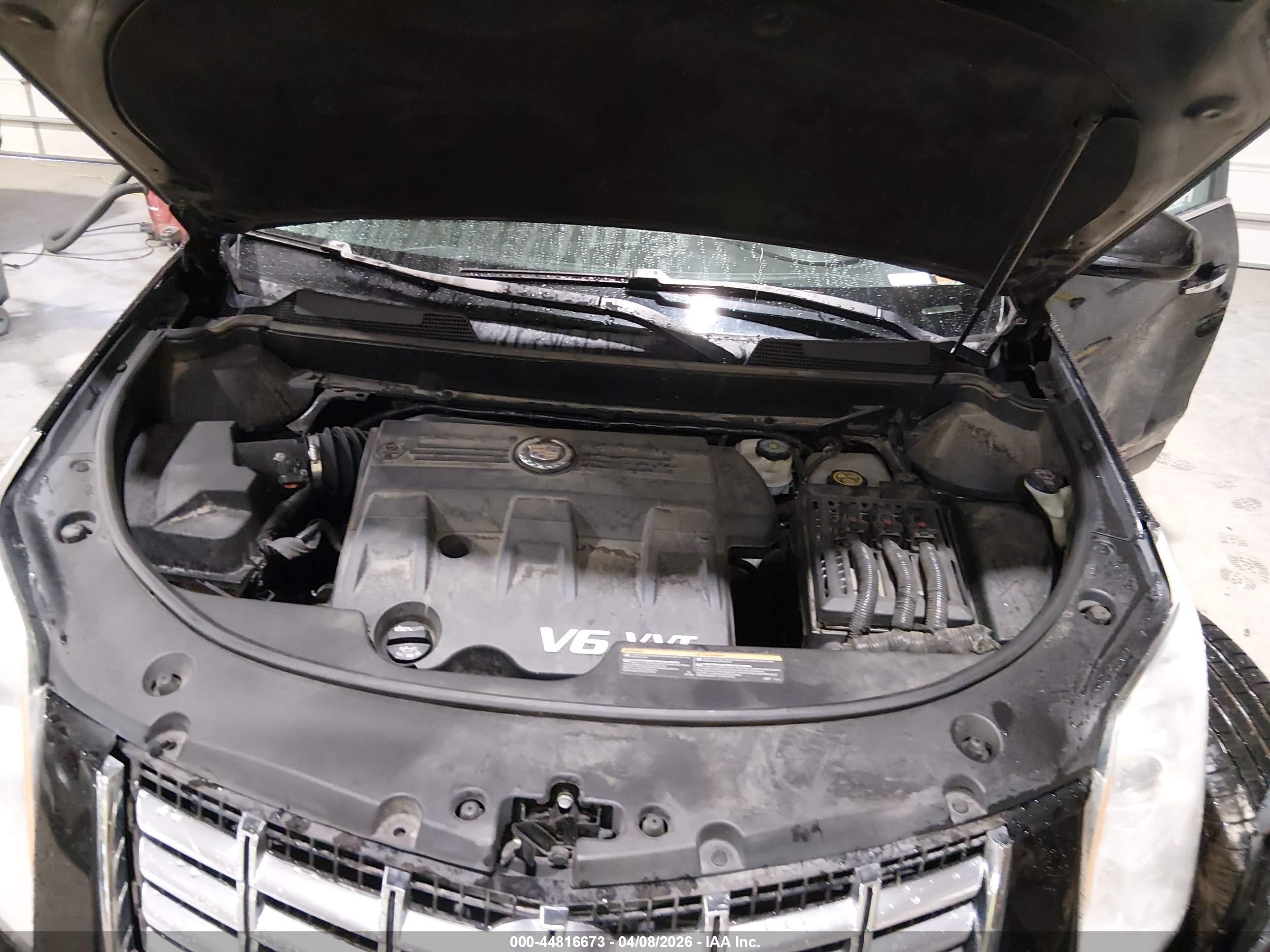 CADILLAC SRX image 10