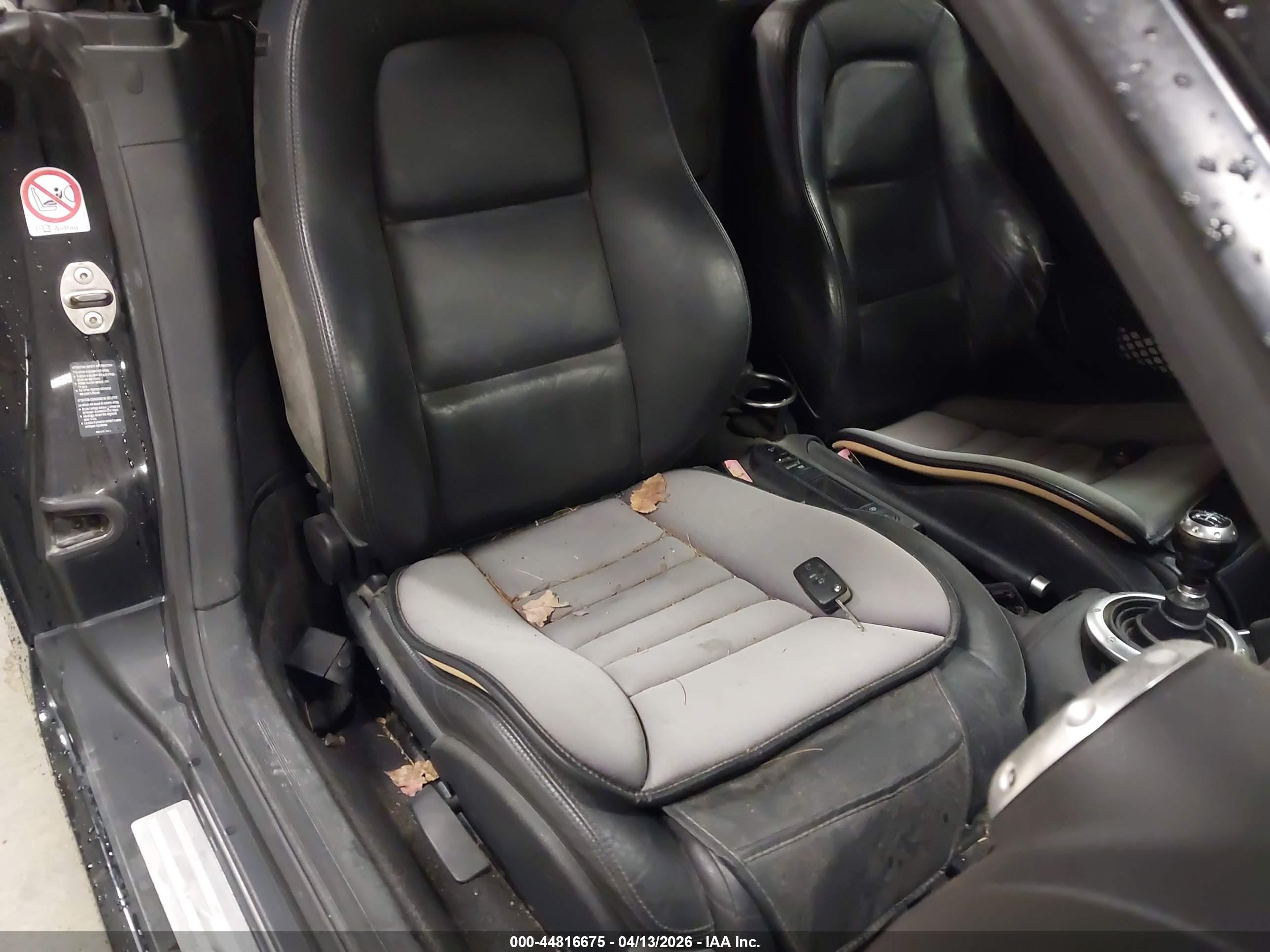 AUDI TT image 8