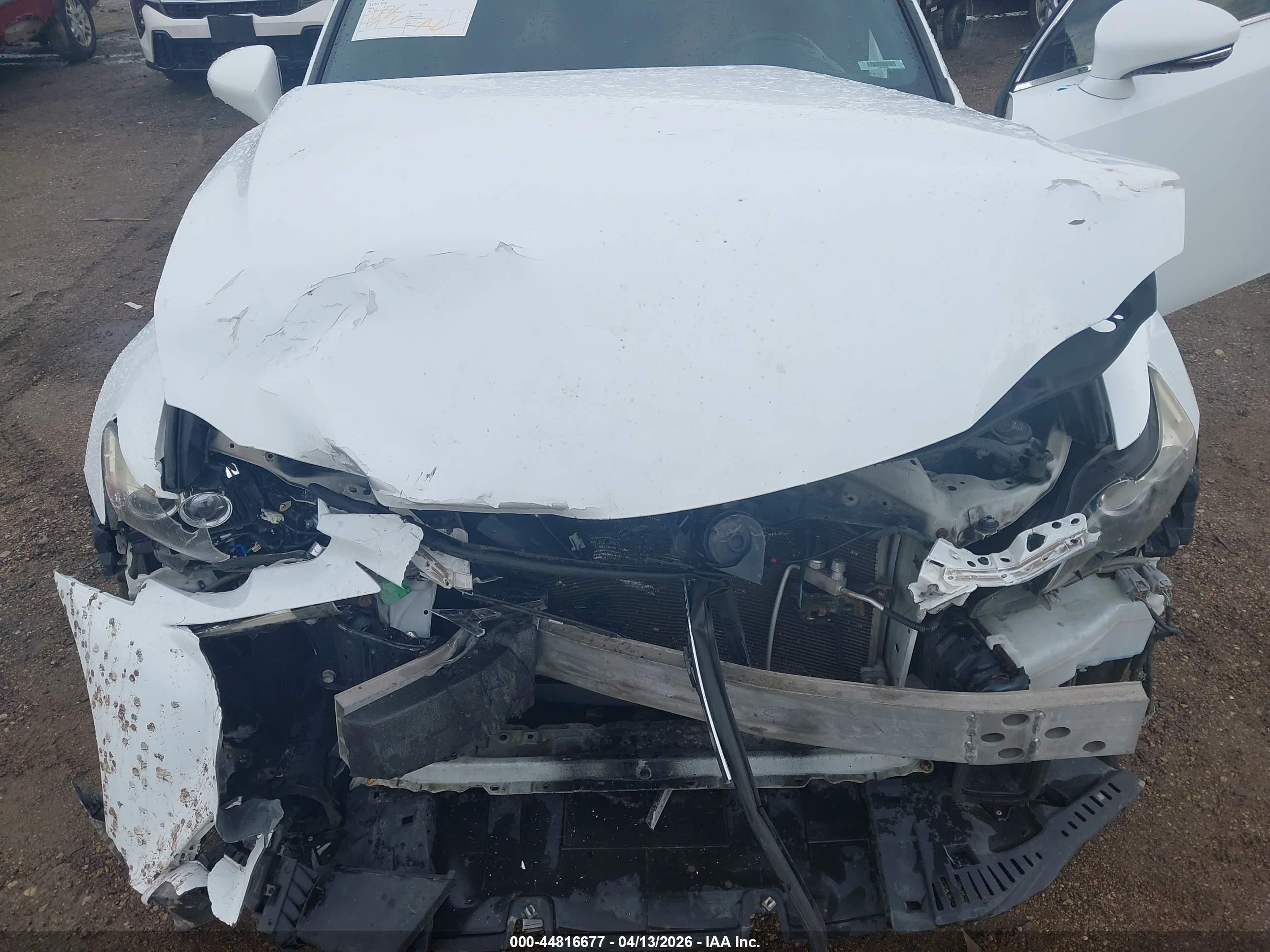 LEXUS IS image 10