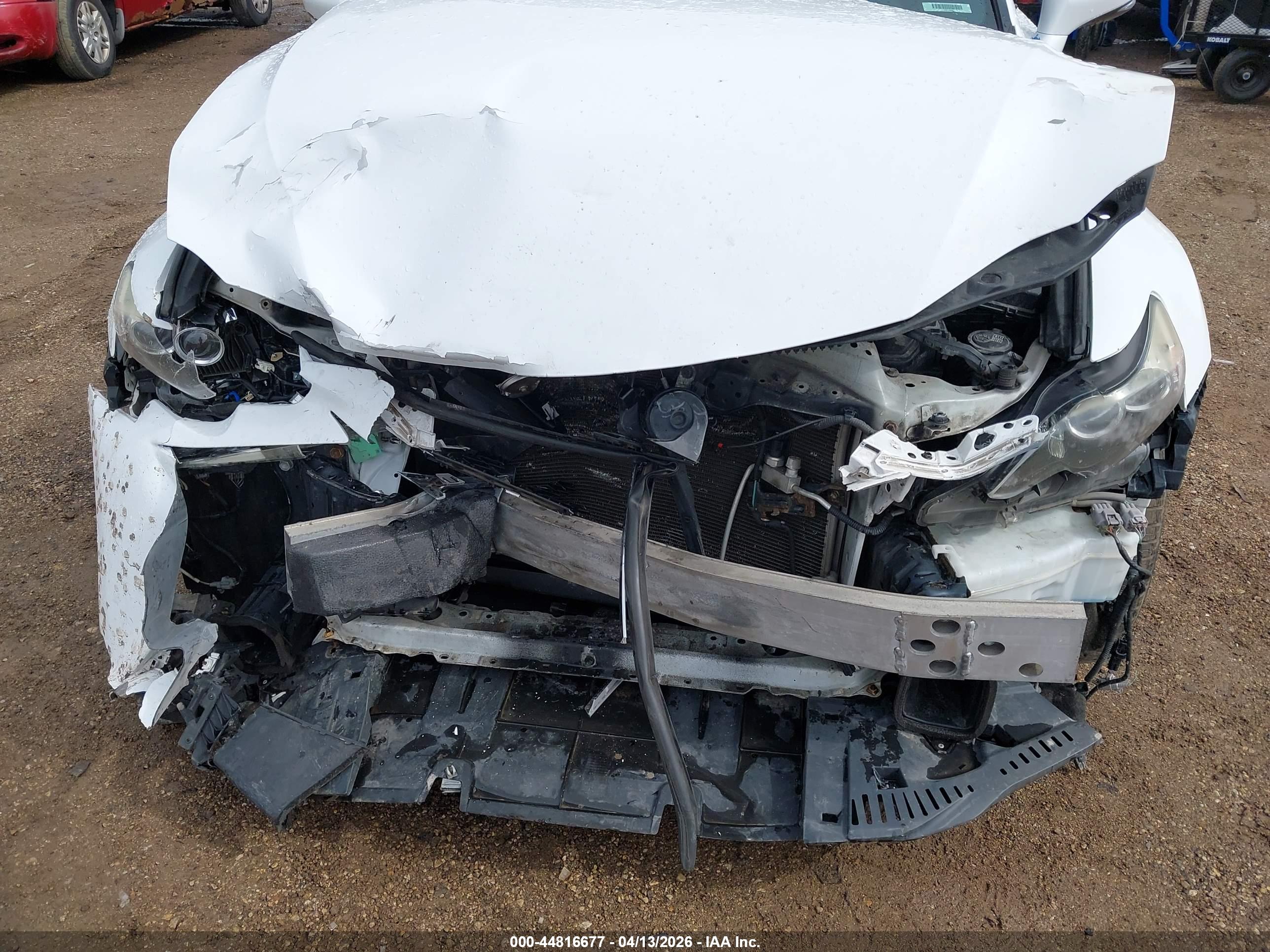 LEXUS IS image 6