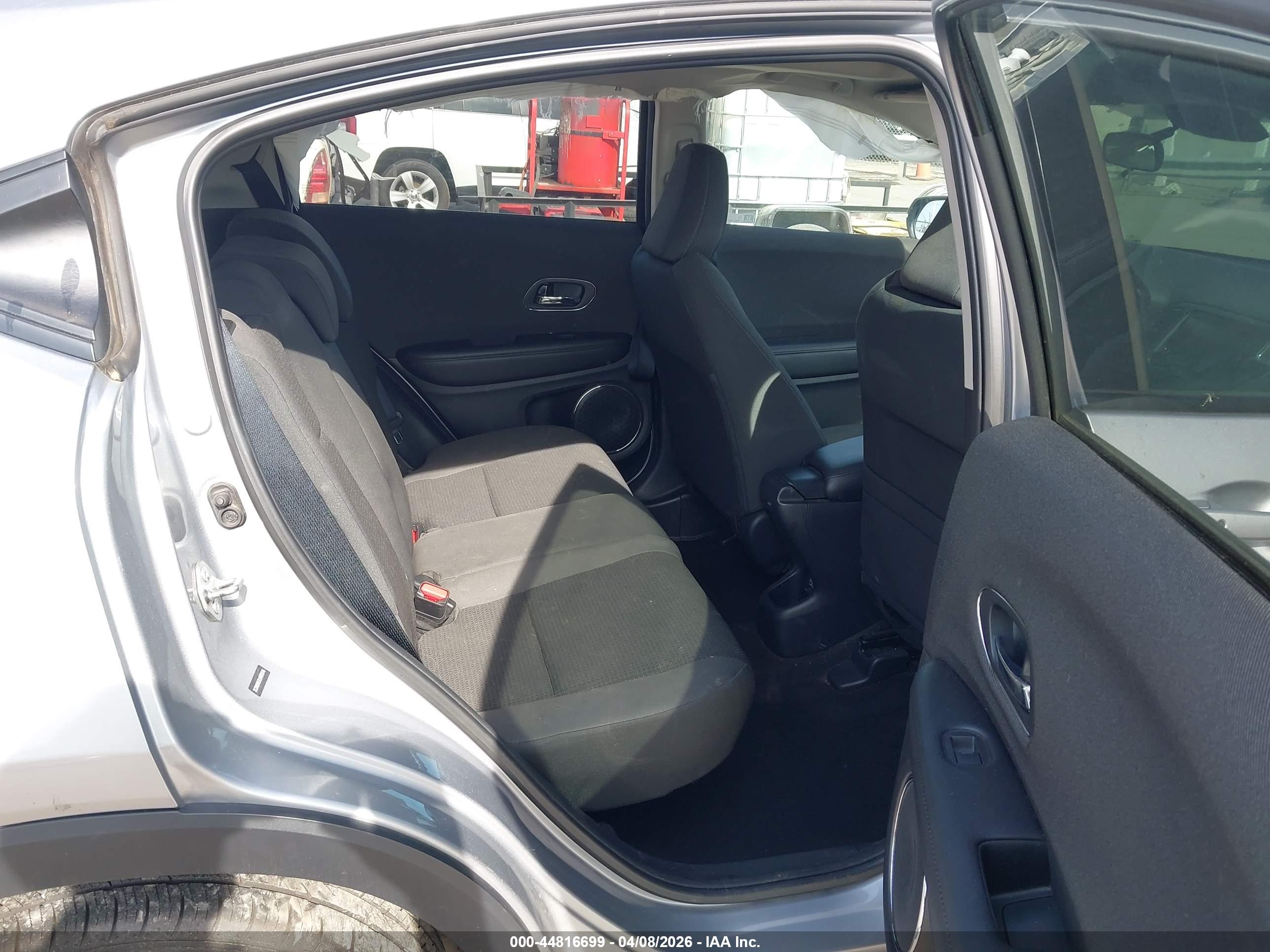 HONDA HR-V image 8