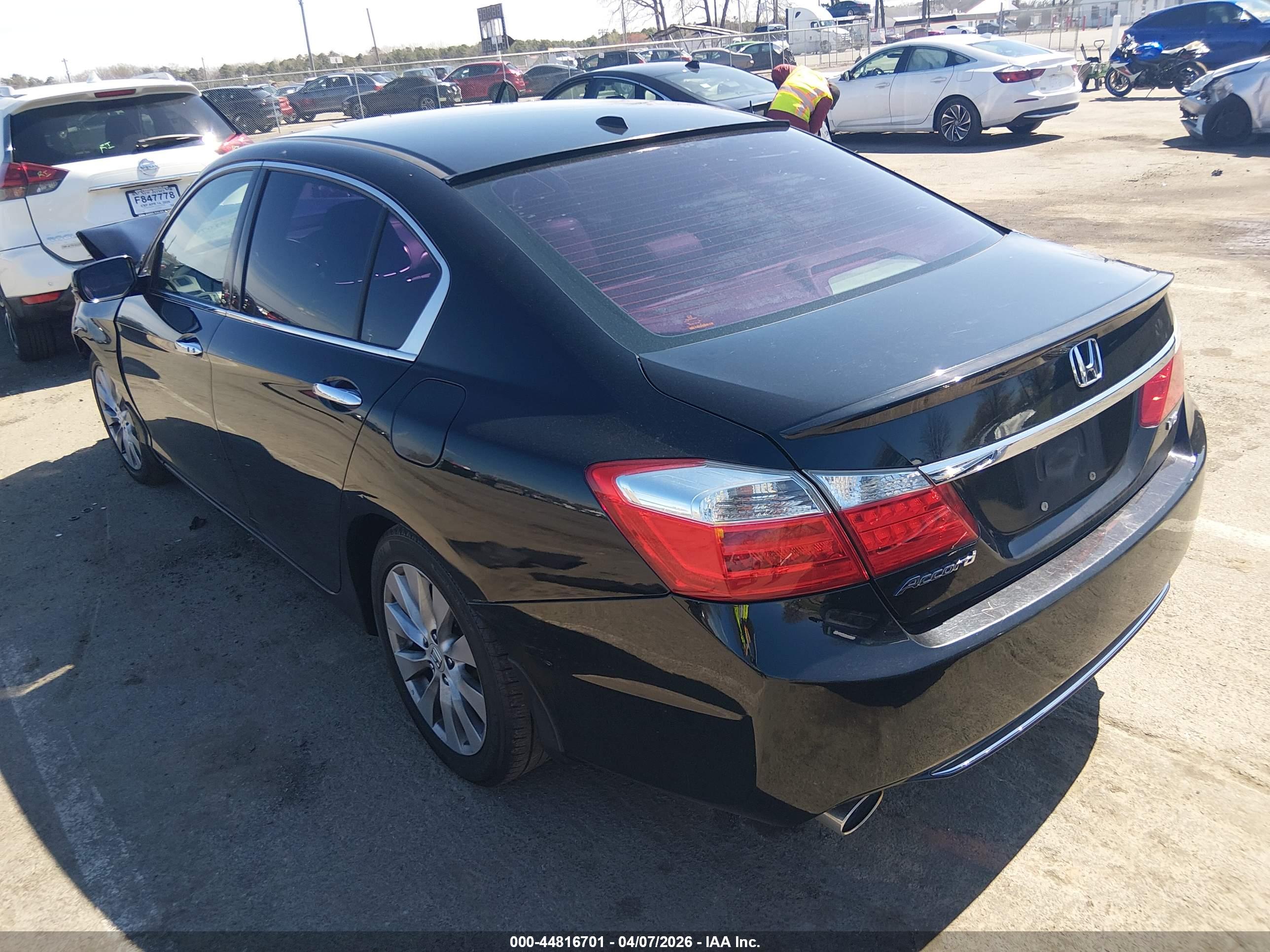HONDA ACCORD image 3