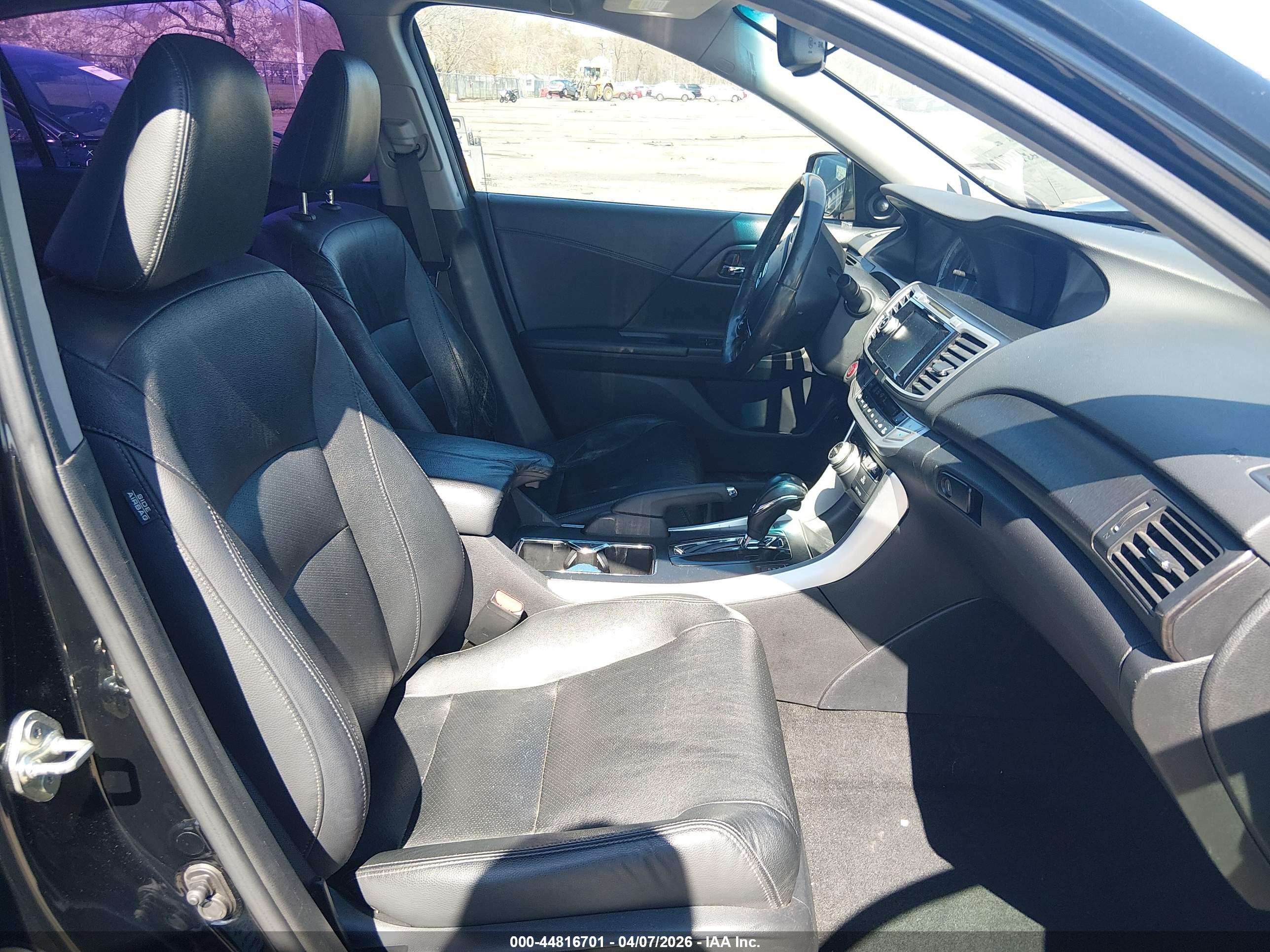 HONDA ACCORD image 5