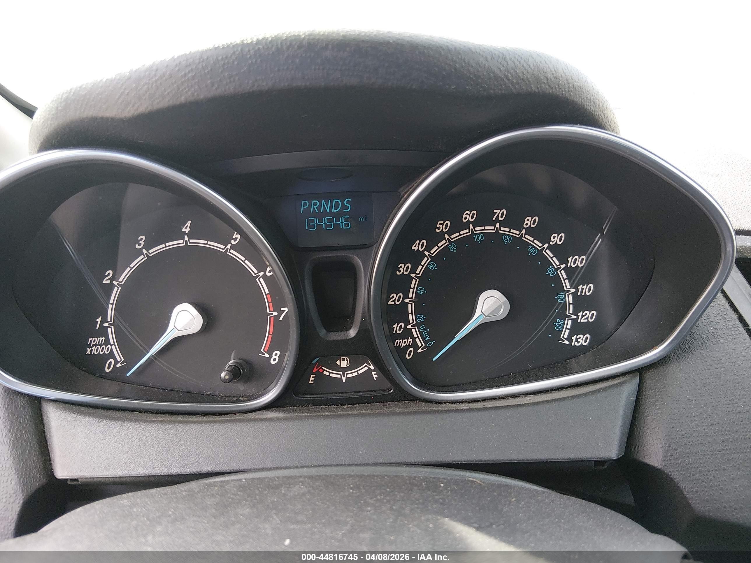 FORD FIESTA image 7