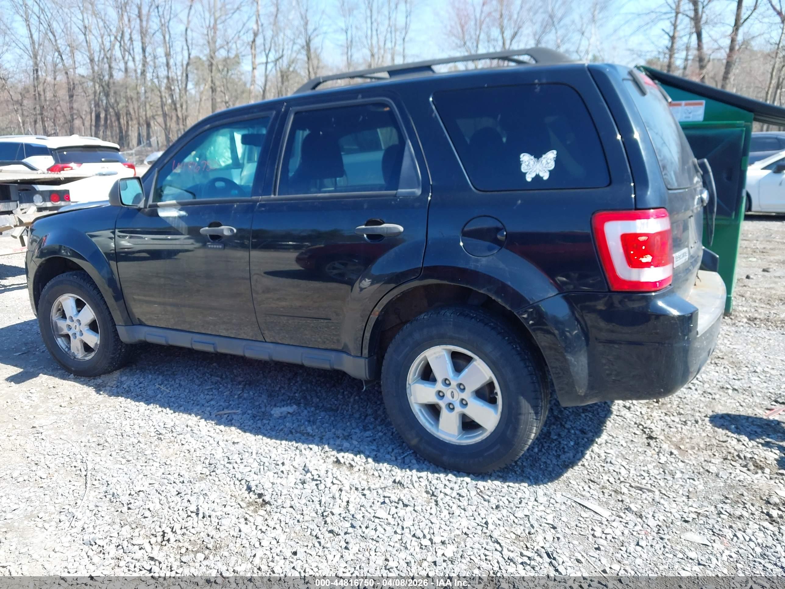 FORD ESCAPE image 3