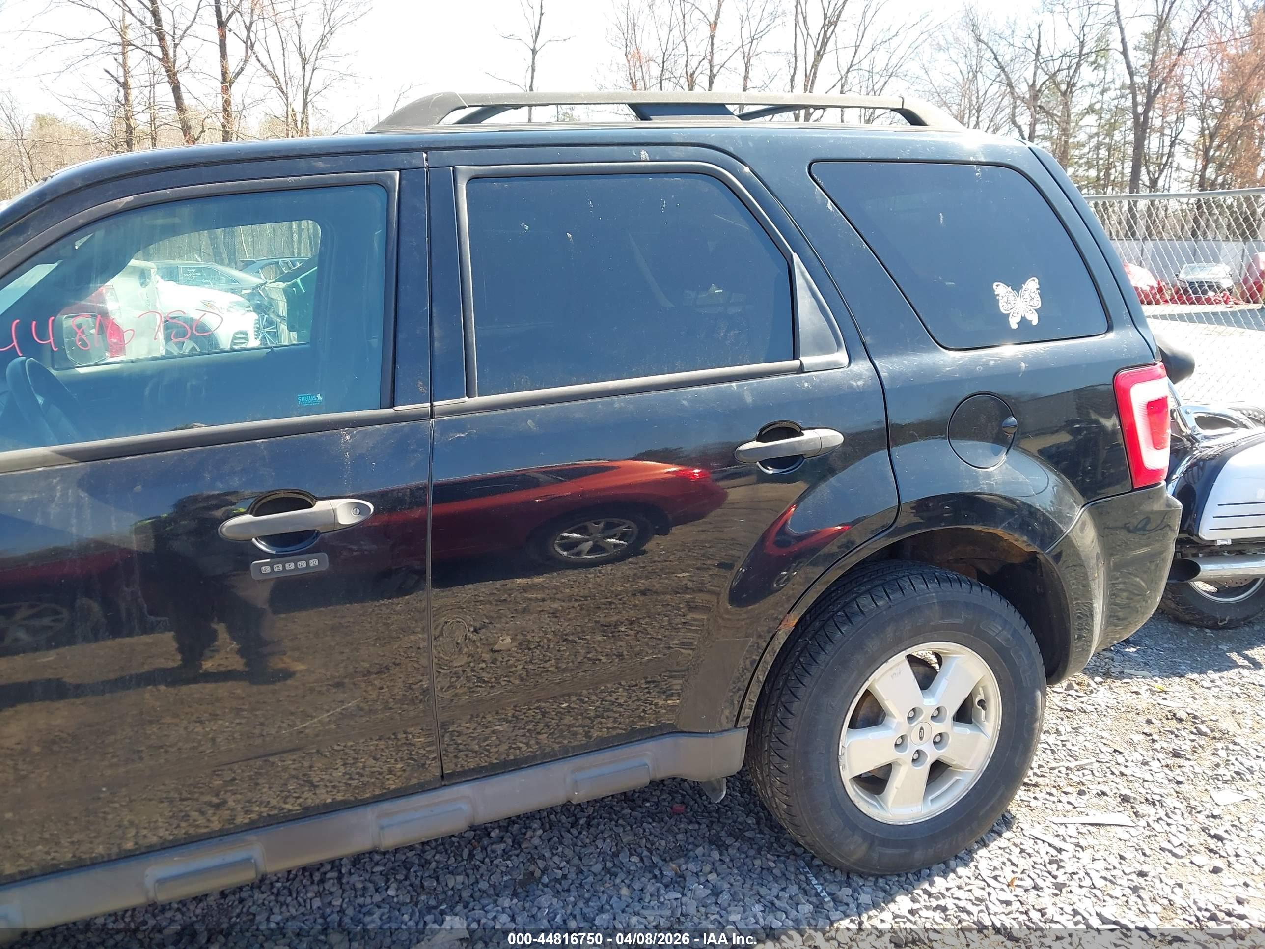 FORD ESCAPE image 6