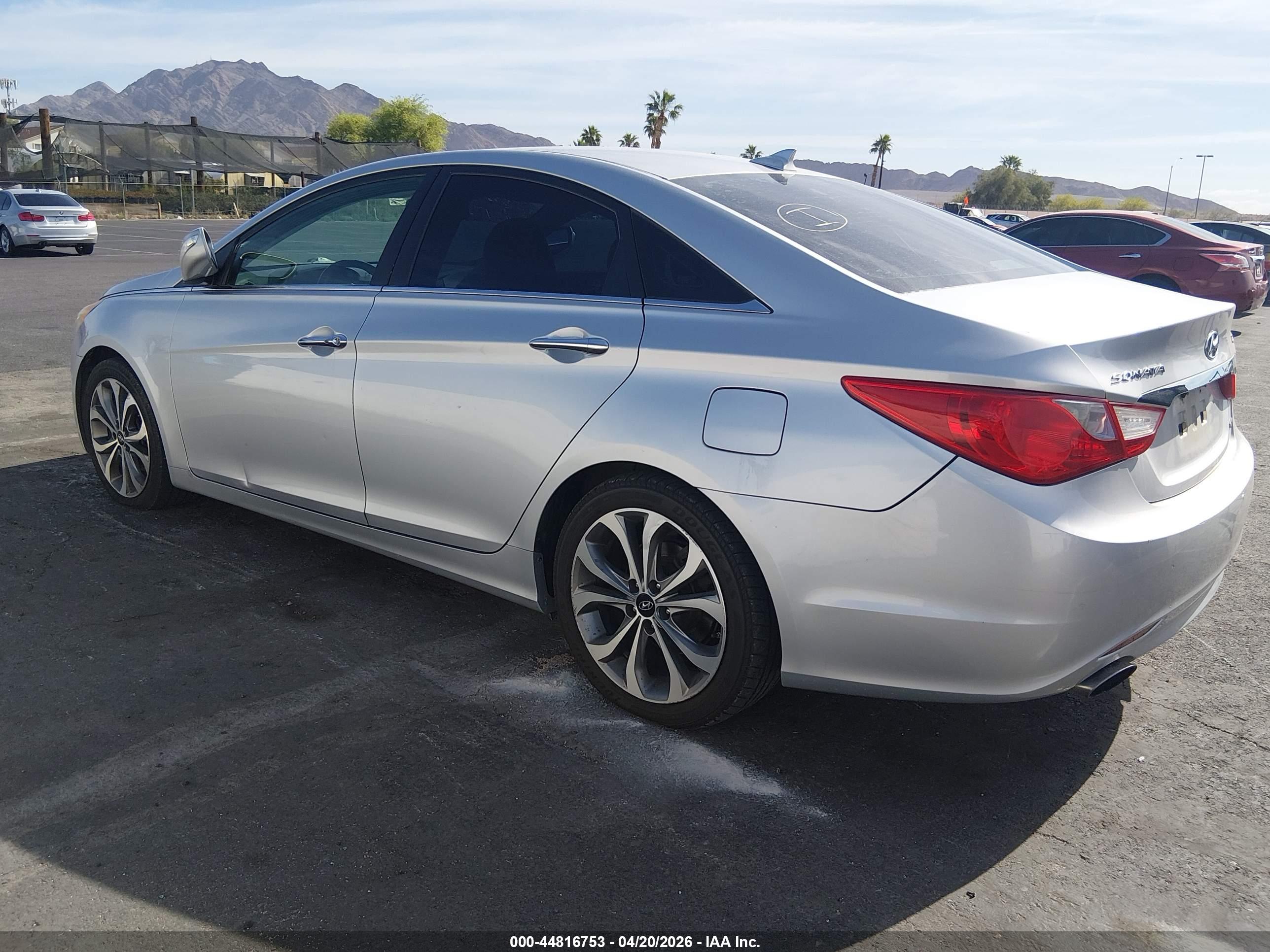 HYUNDAI SONATA image 3
