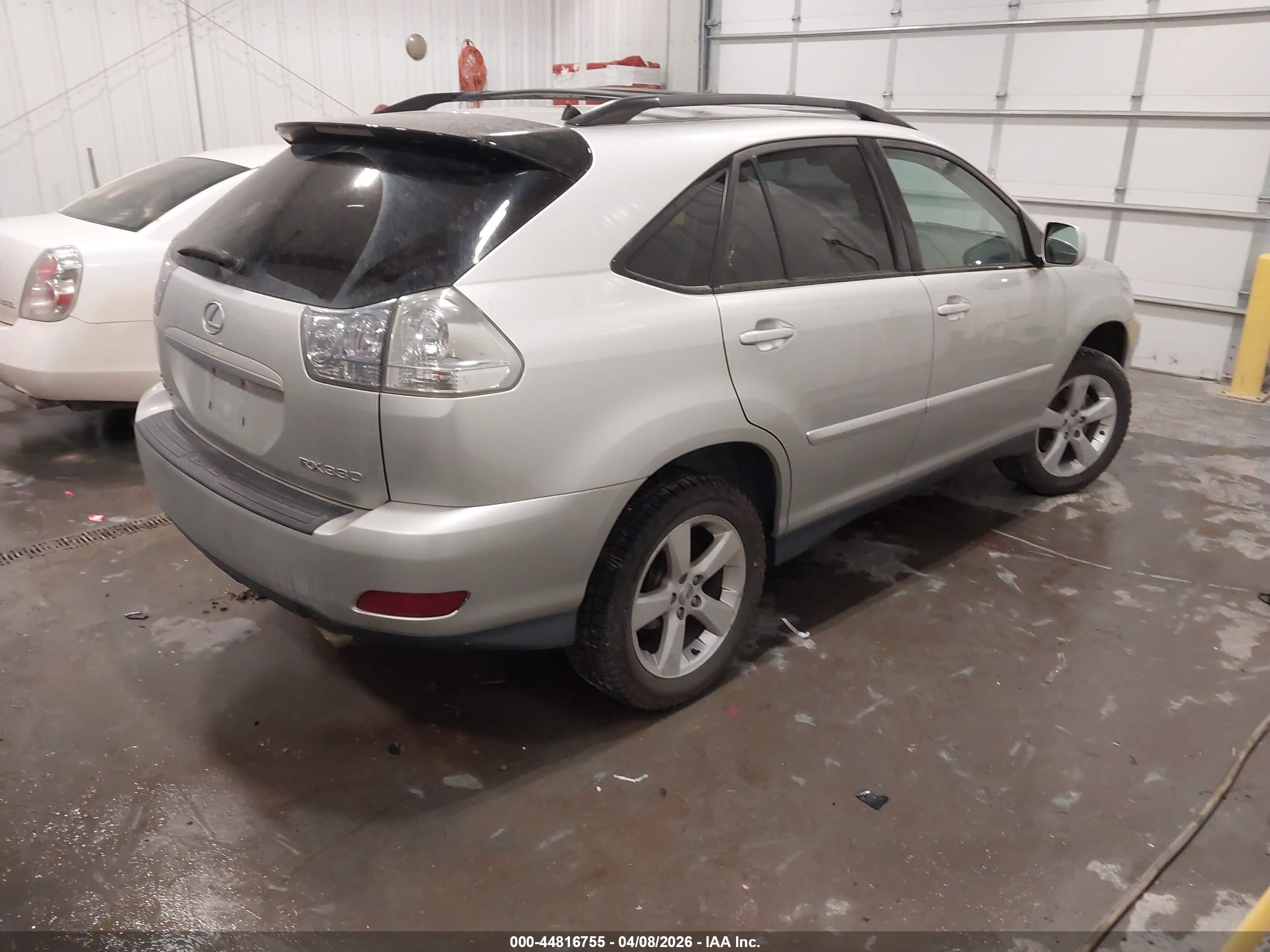 LEXUS RX image 4