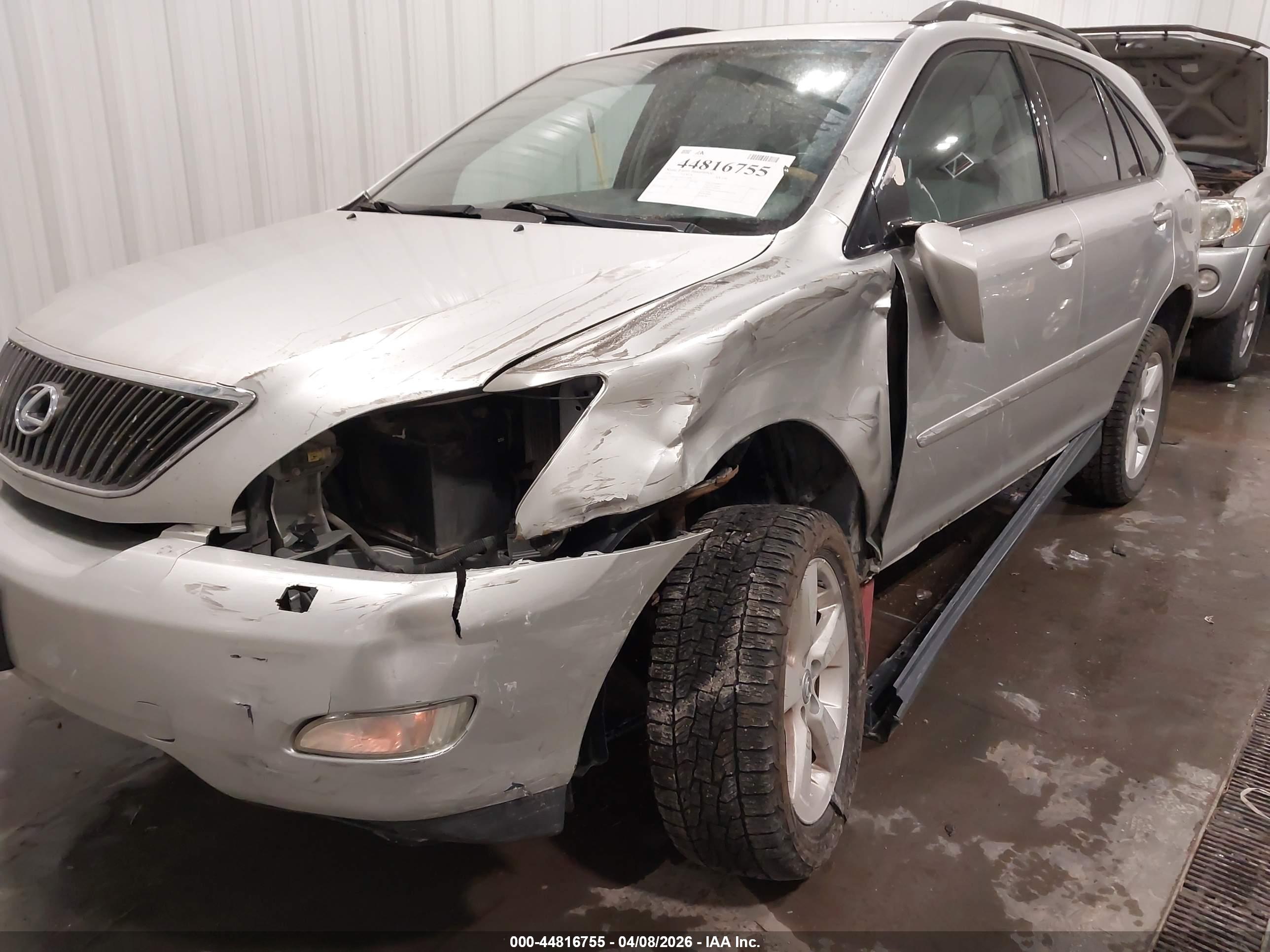 LEXUS RX image 6