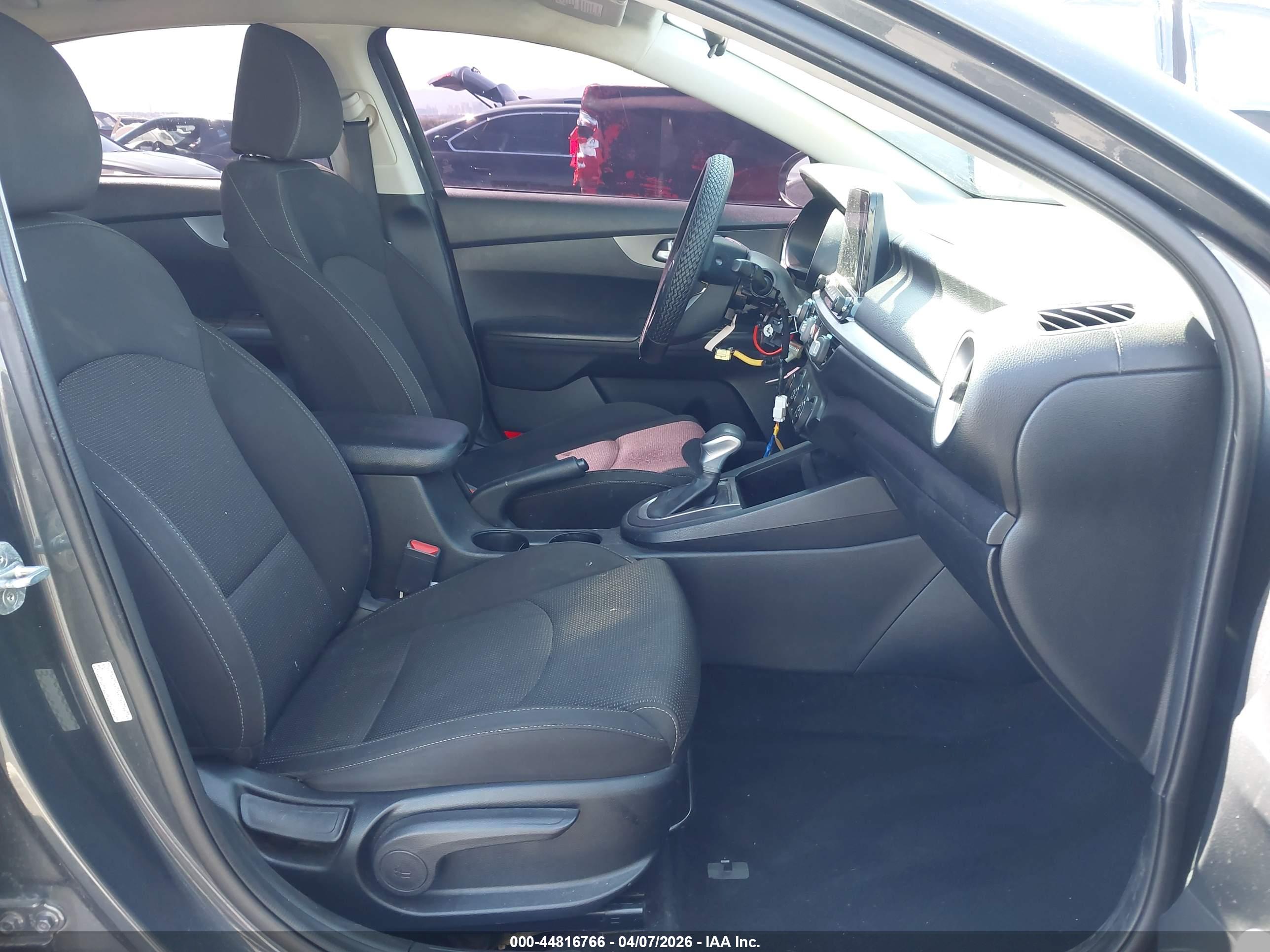 KIA FORTE image 5