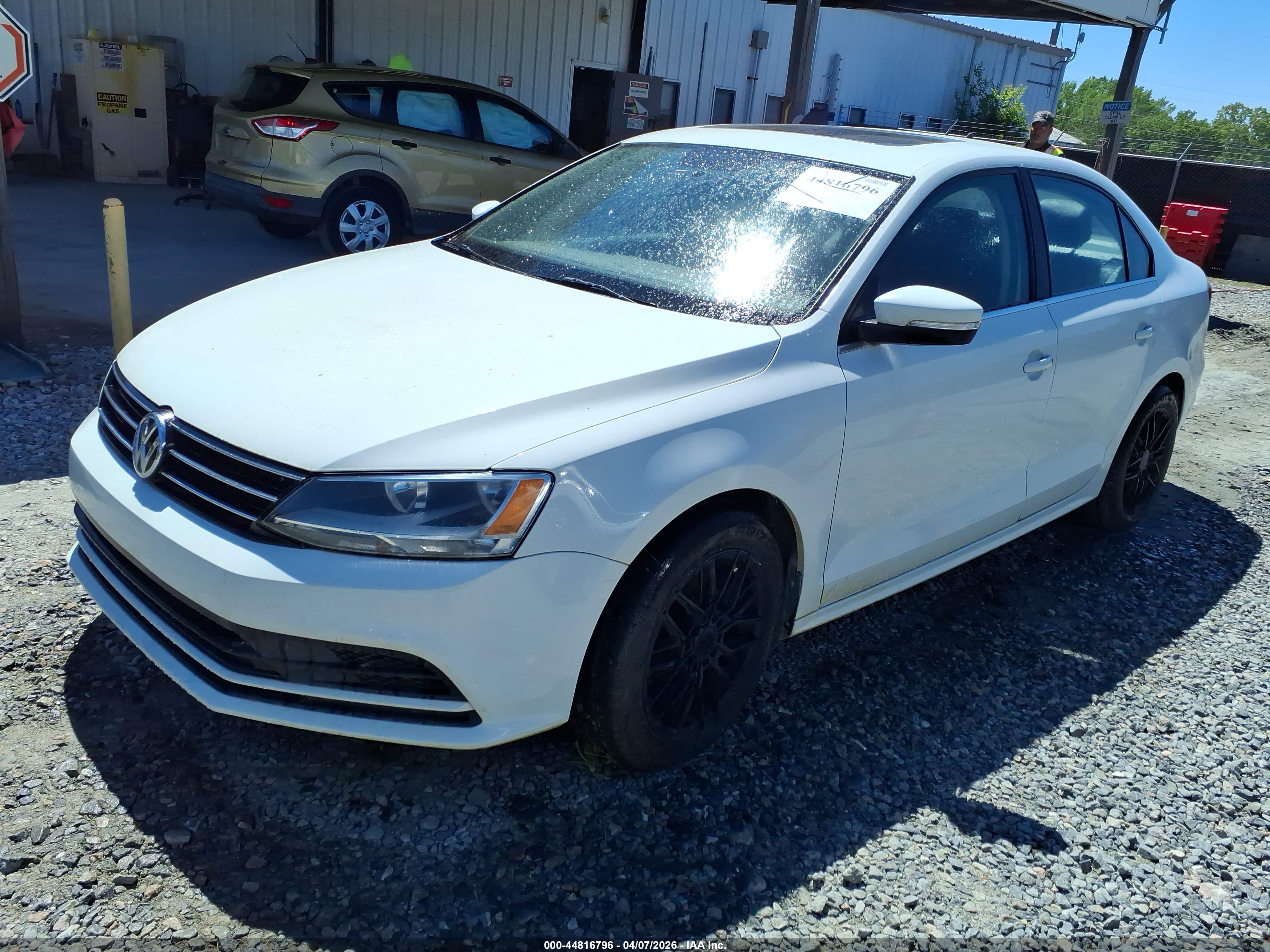 VOLKSWAGEN JETTA image 2