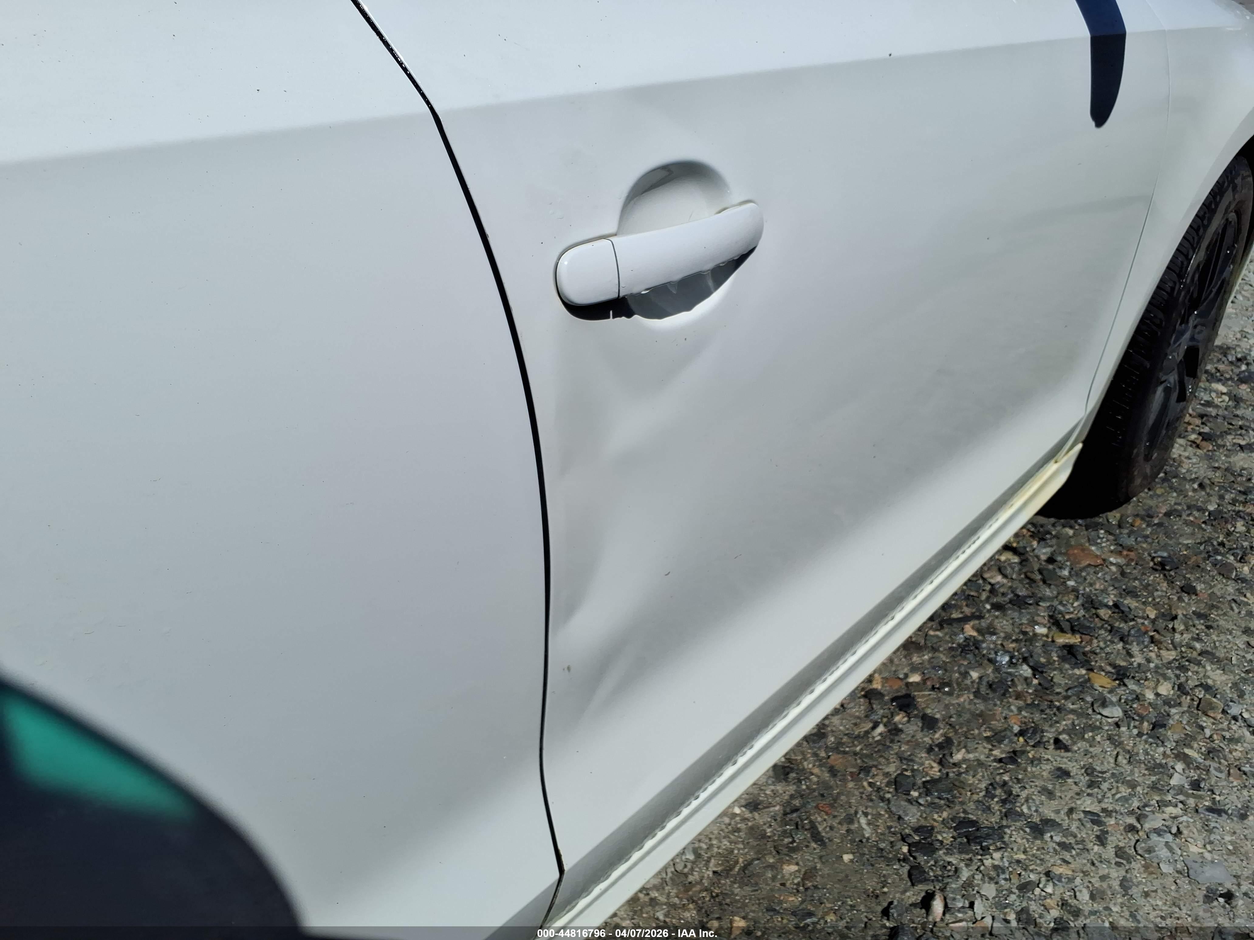 VOLKSWAGEN JETTA image 6