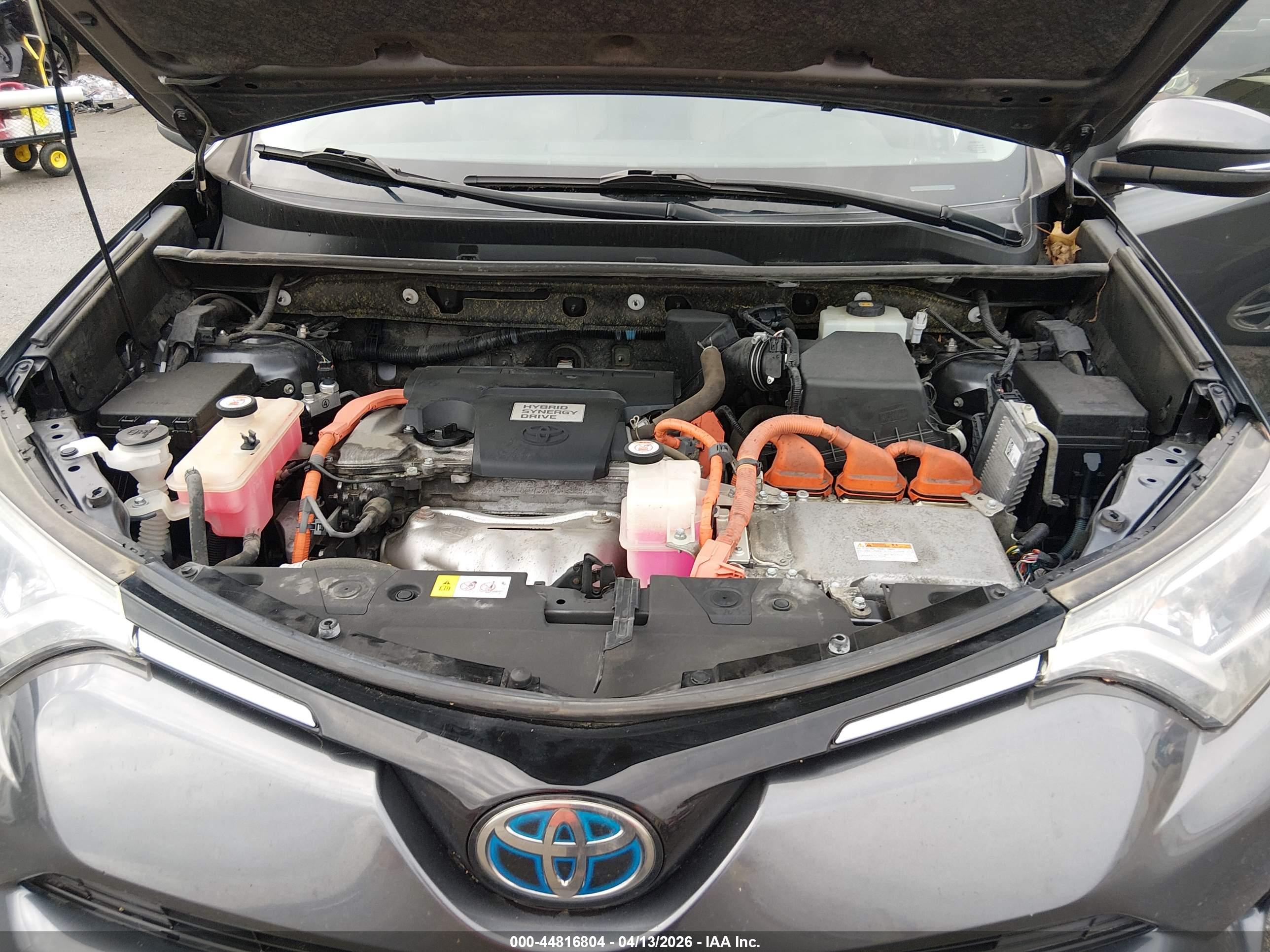 TOYOTA RAV4 image 10