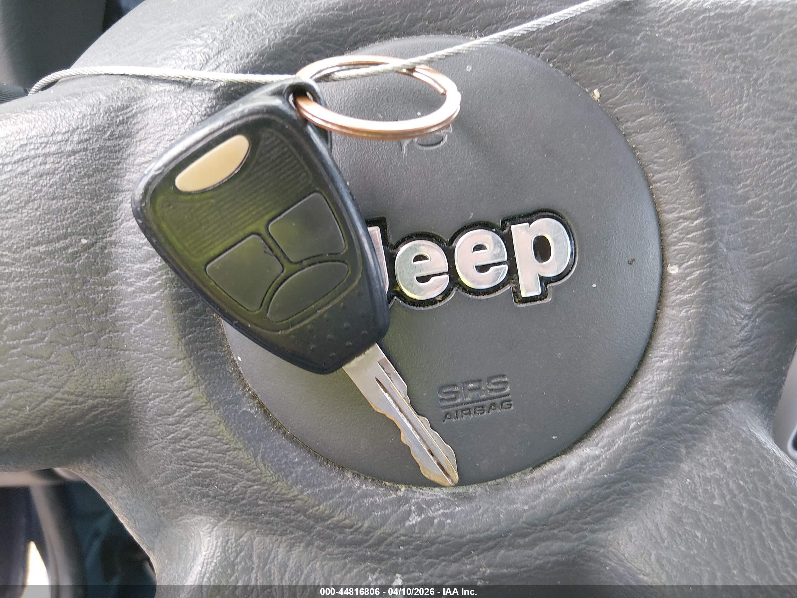 JEEP LIBERTY image 11