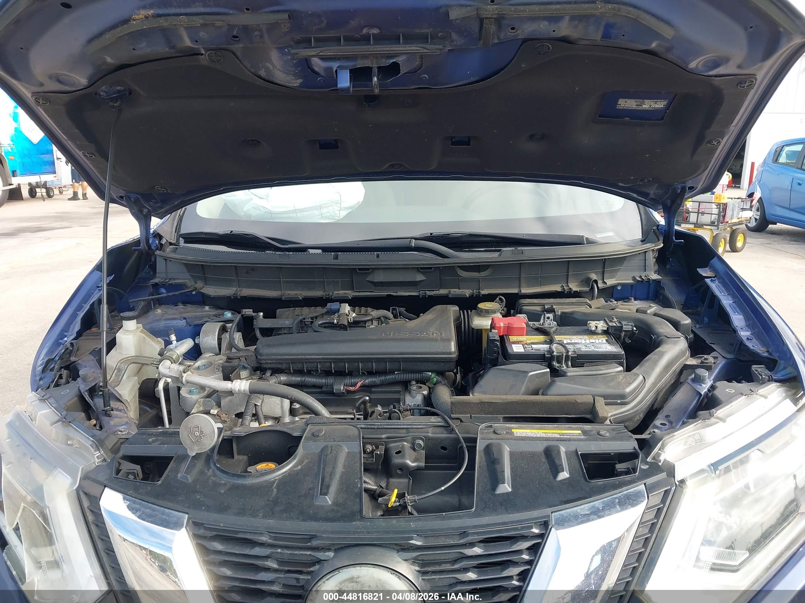 NISSAN ROGUE image 10