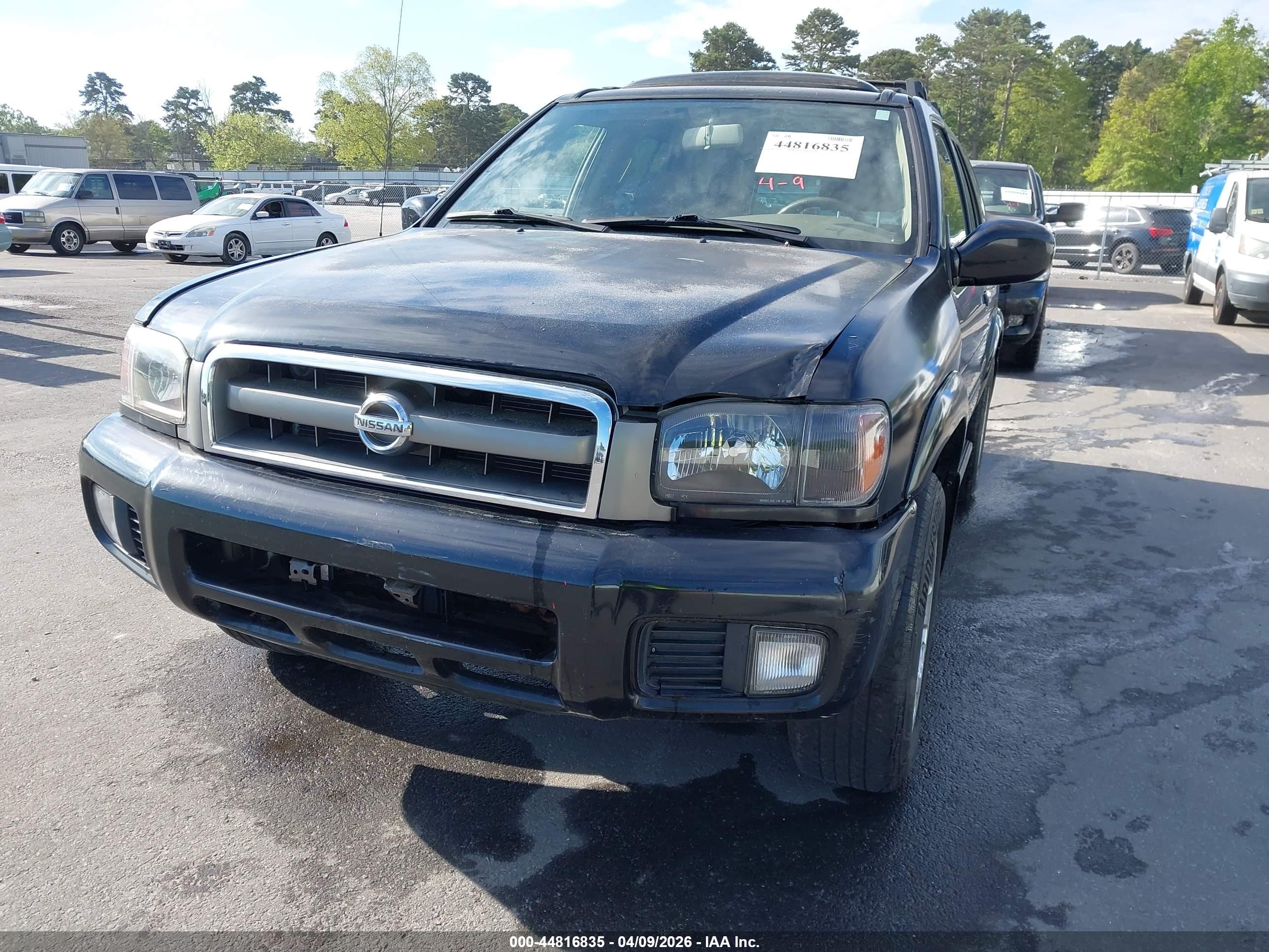 NISSAN PATHFINDER image 6