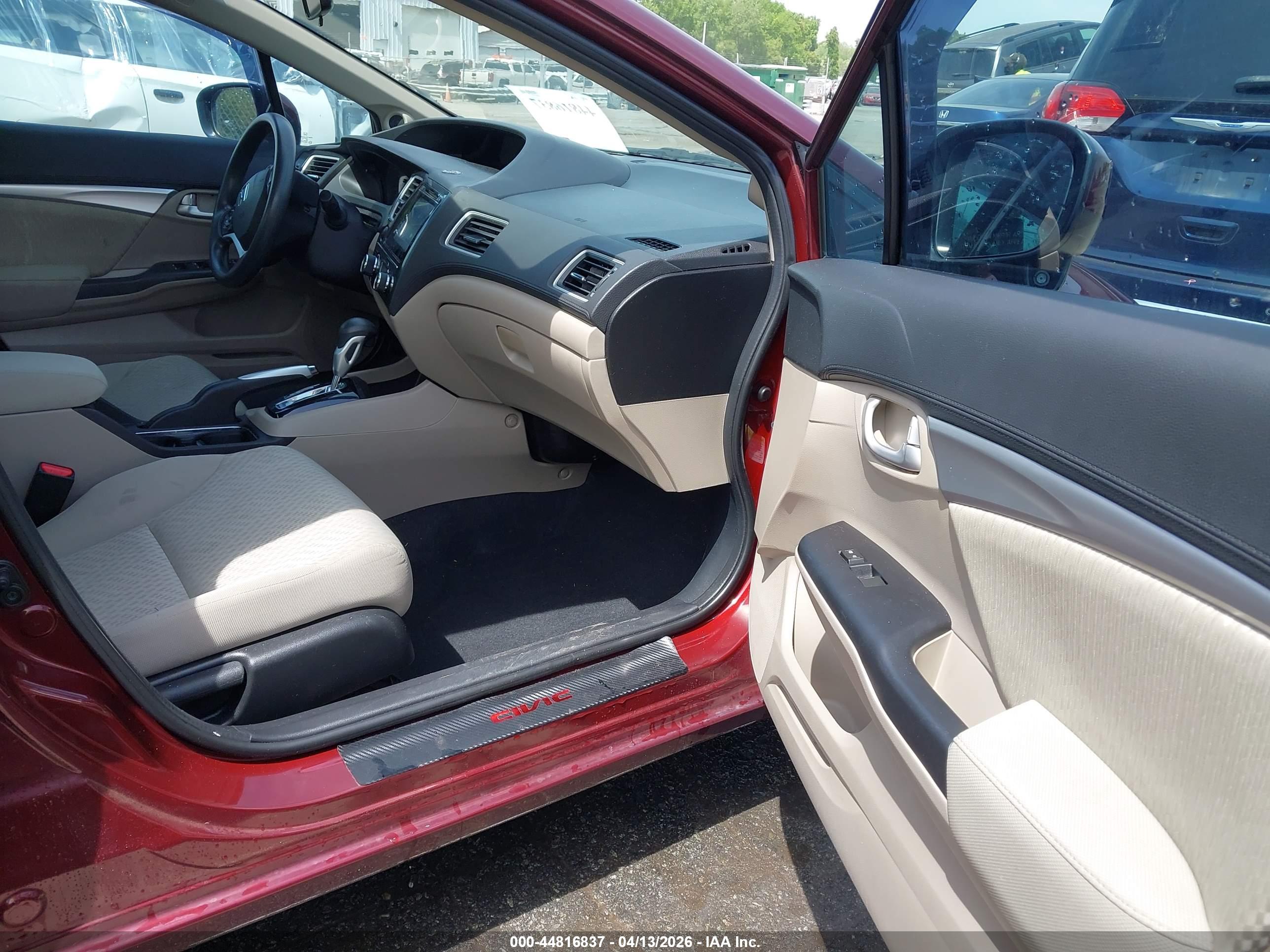 HONDA CIVIC image 5