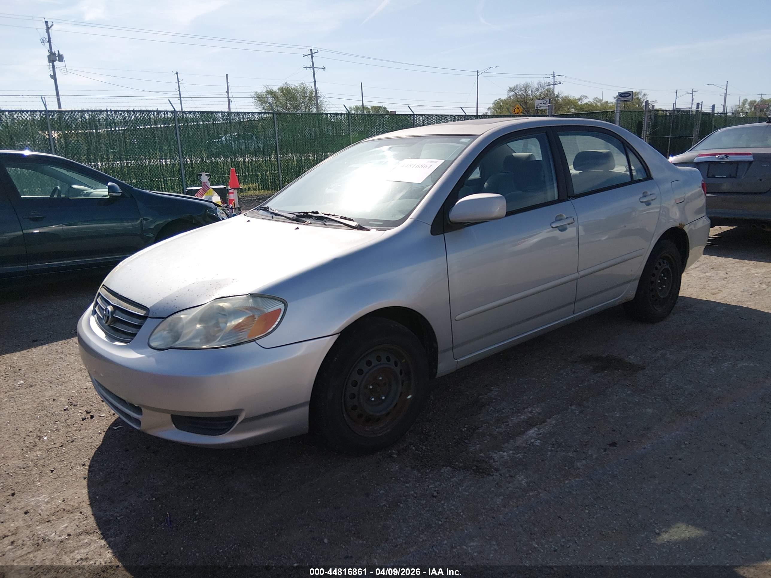 TOYOTA COROLLA image 2