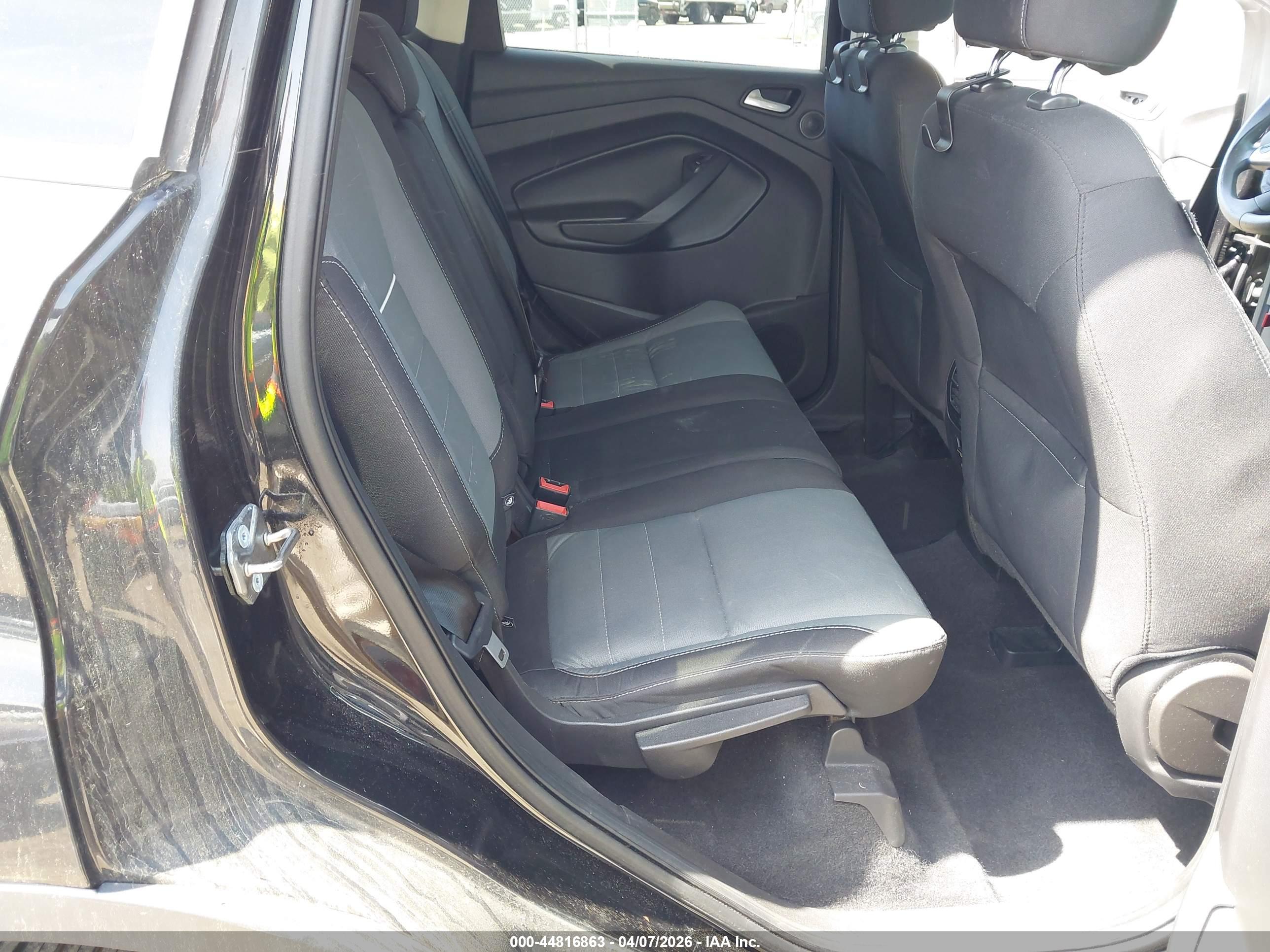 FORD ESCAPE image 8