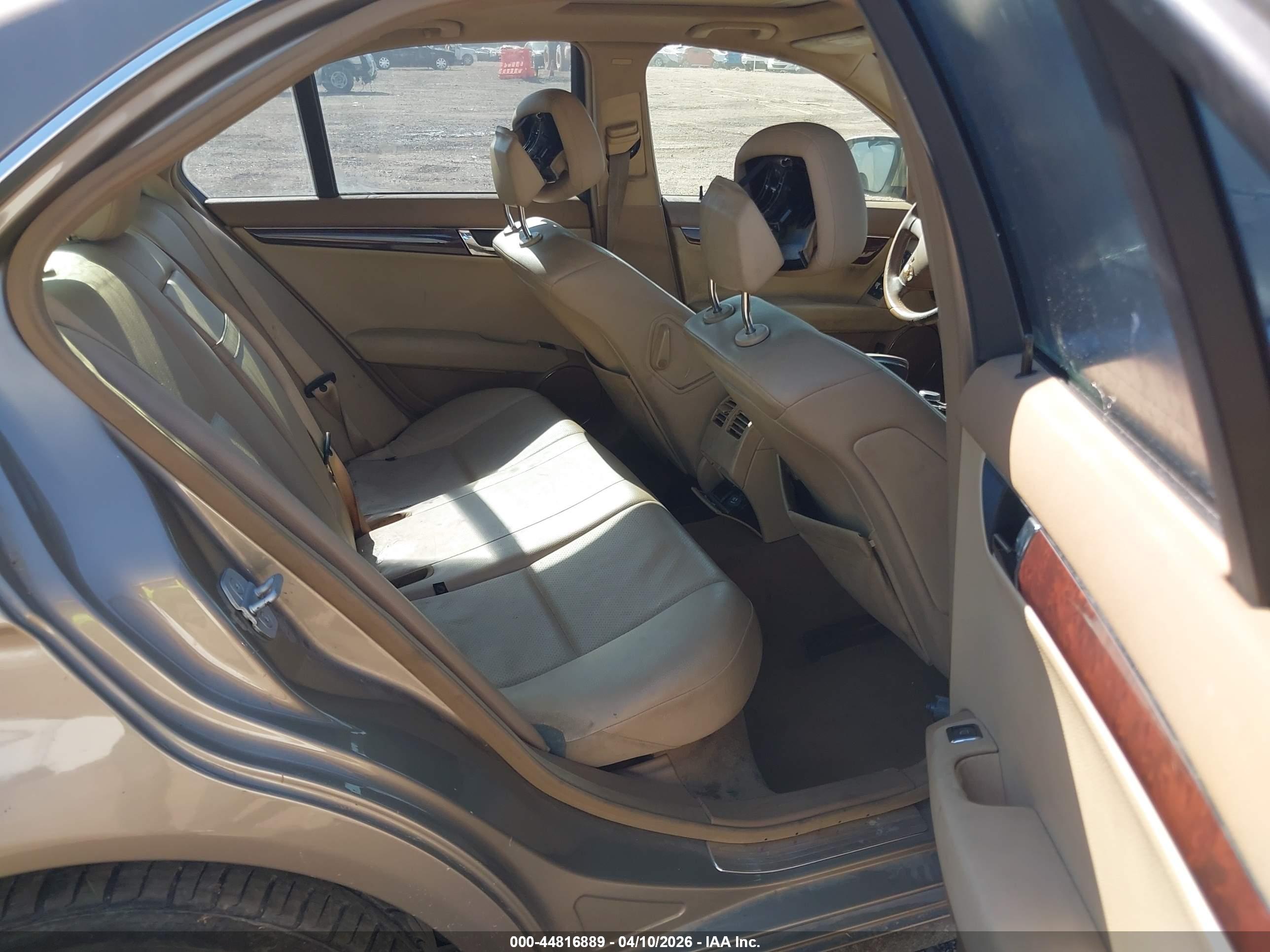 MERCEDES-BENZ C image 8
